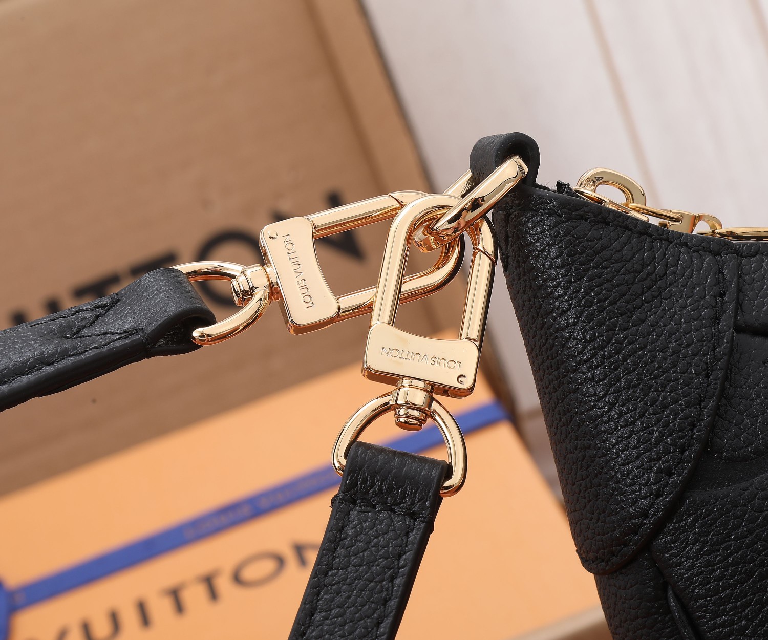 Louis Vuitton Bagatelle Monogram Empreinte Leather Bag M46002 - Image 5