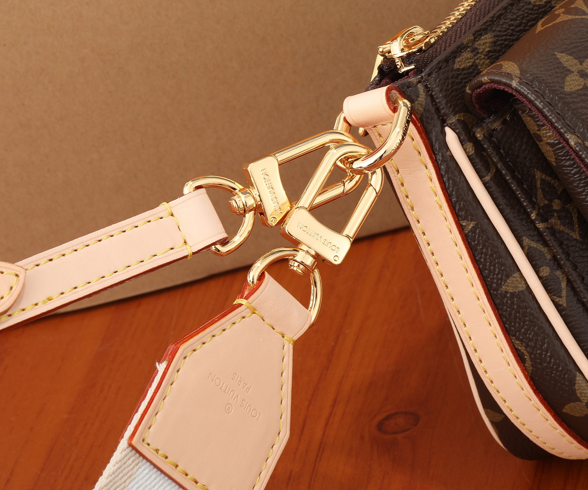 Louis Vuitton Vibe Monogram Canvas Shoulder Bag M46999 - Image 5