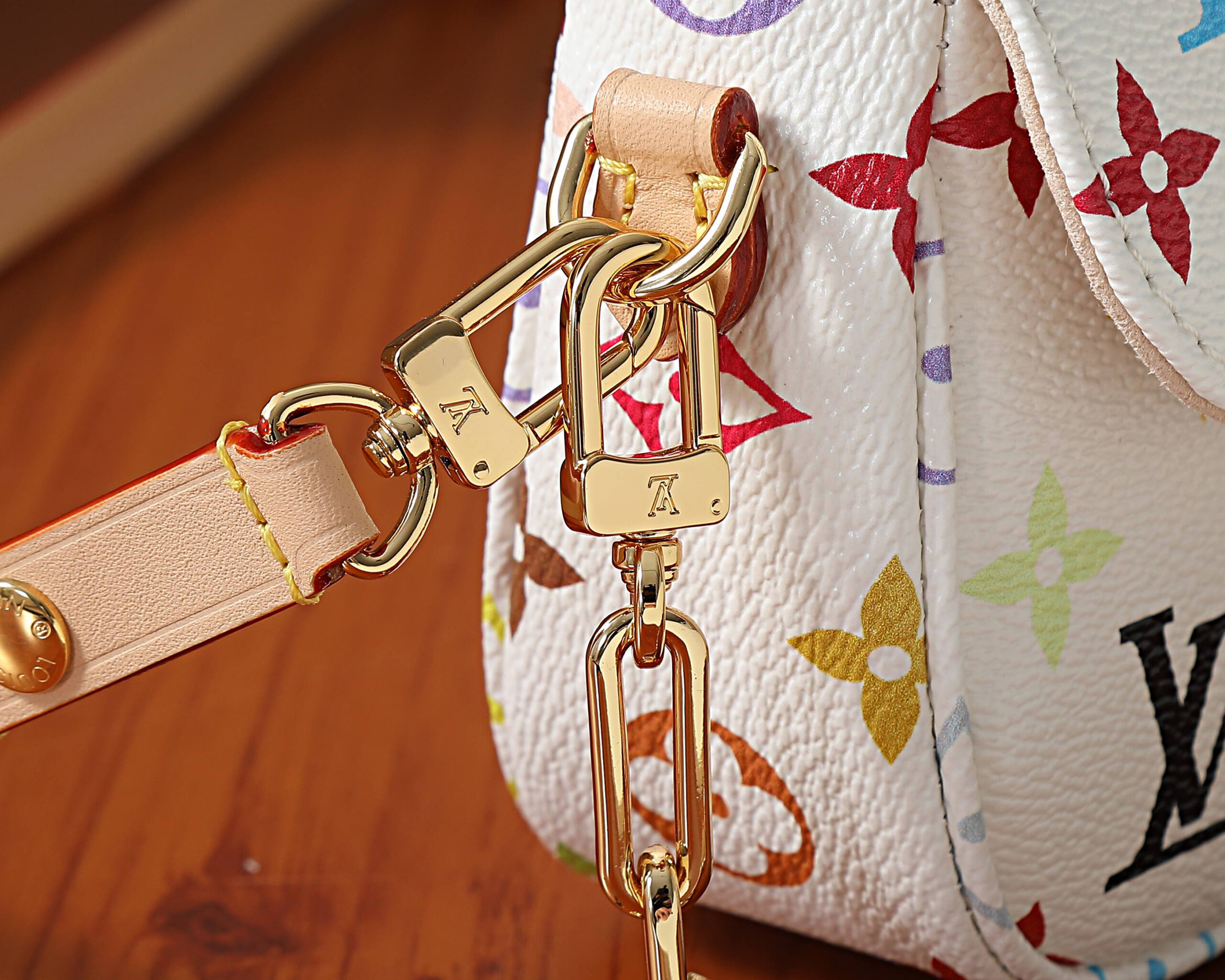 Louis Vuitton x Takashi Murakami Wallet on Chain Ivy - Image 5