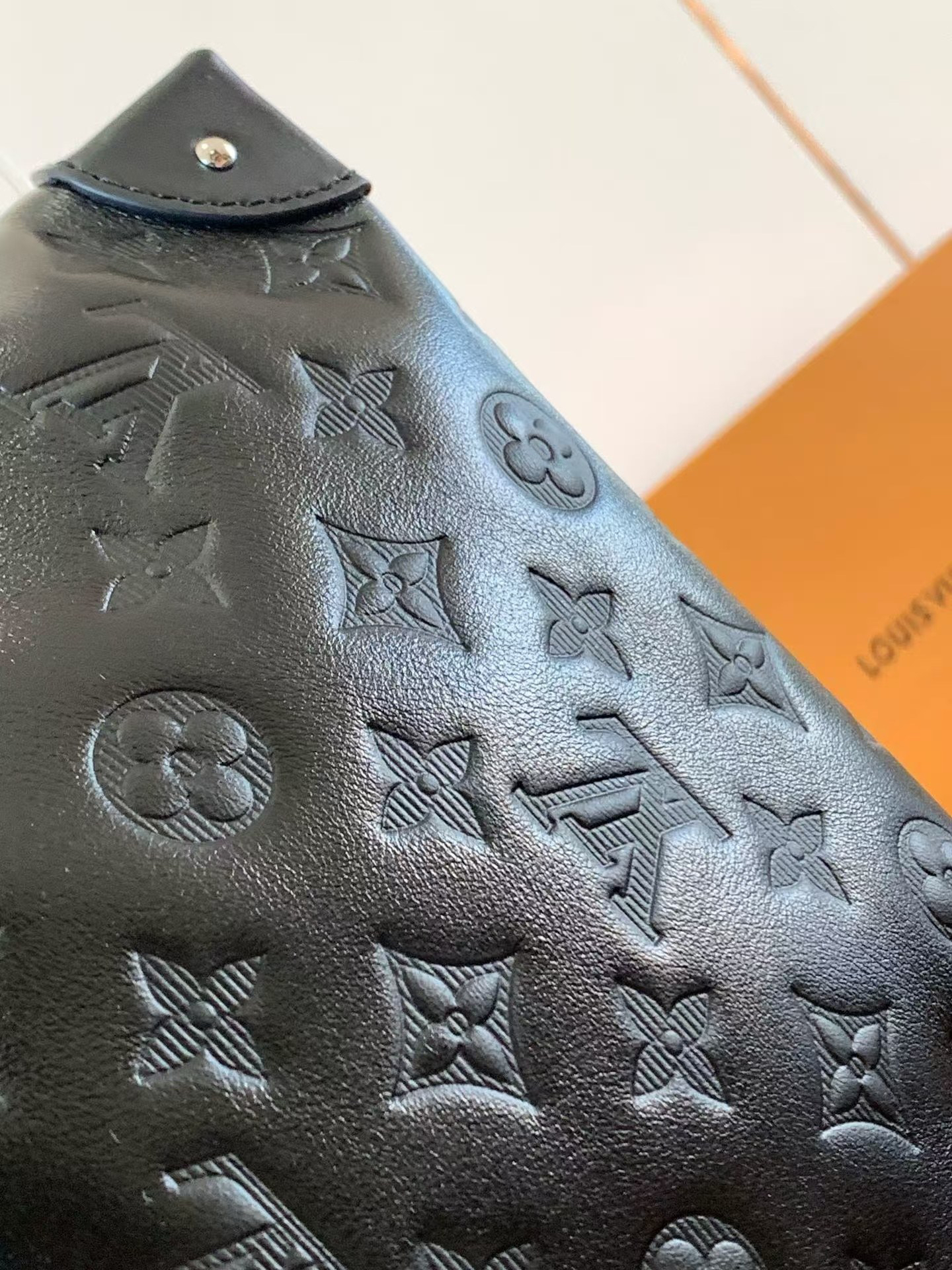 Louis Vuitton Noé Trunk Monogram Leather Bucket Bag - Image 5