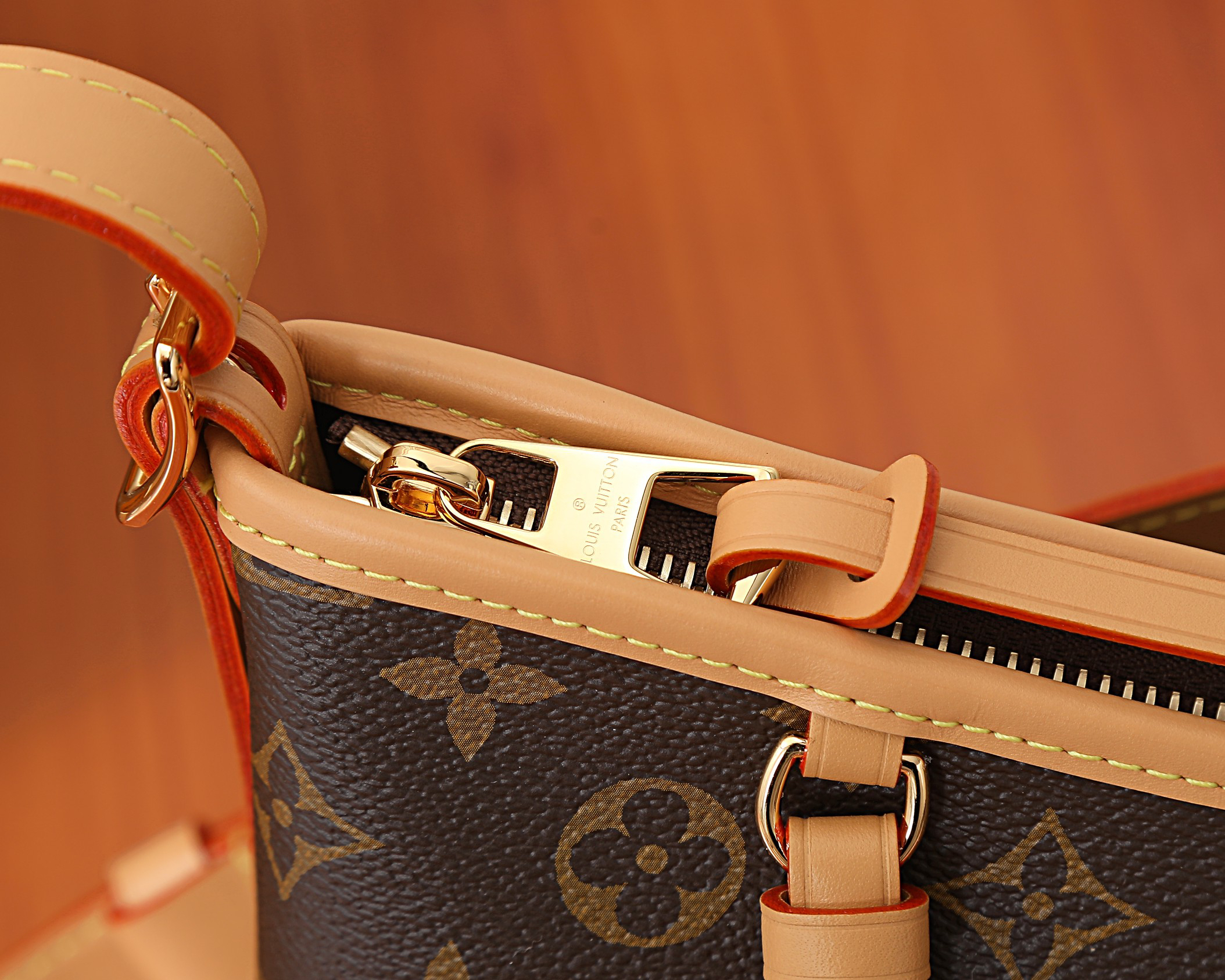 Carryall East West Monogram Canvas Handbag - Image 5