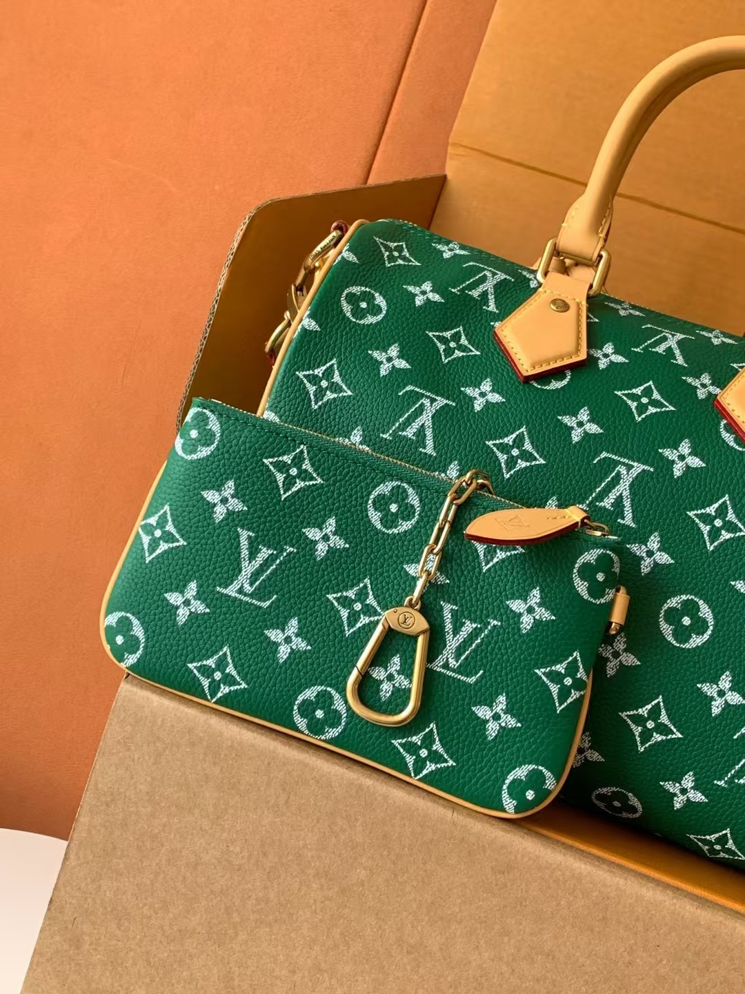 Louis Vuitton Speedy P-9 Bandoulière 30 Handbag - Image 5