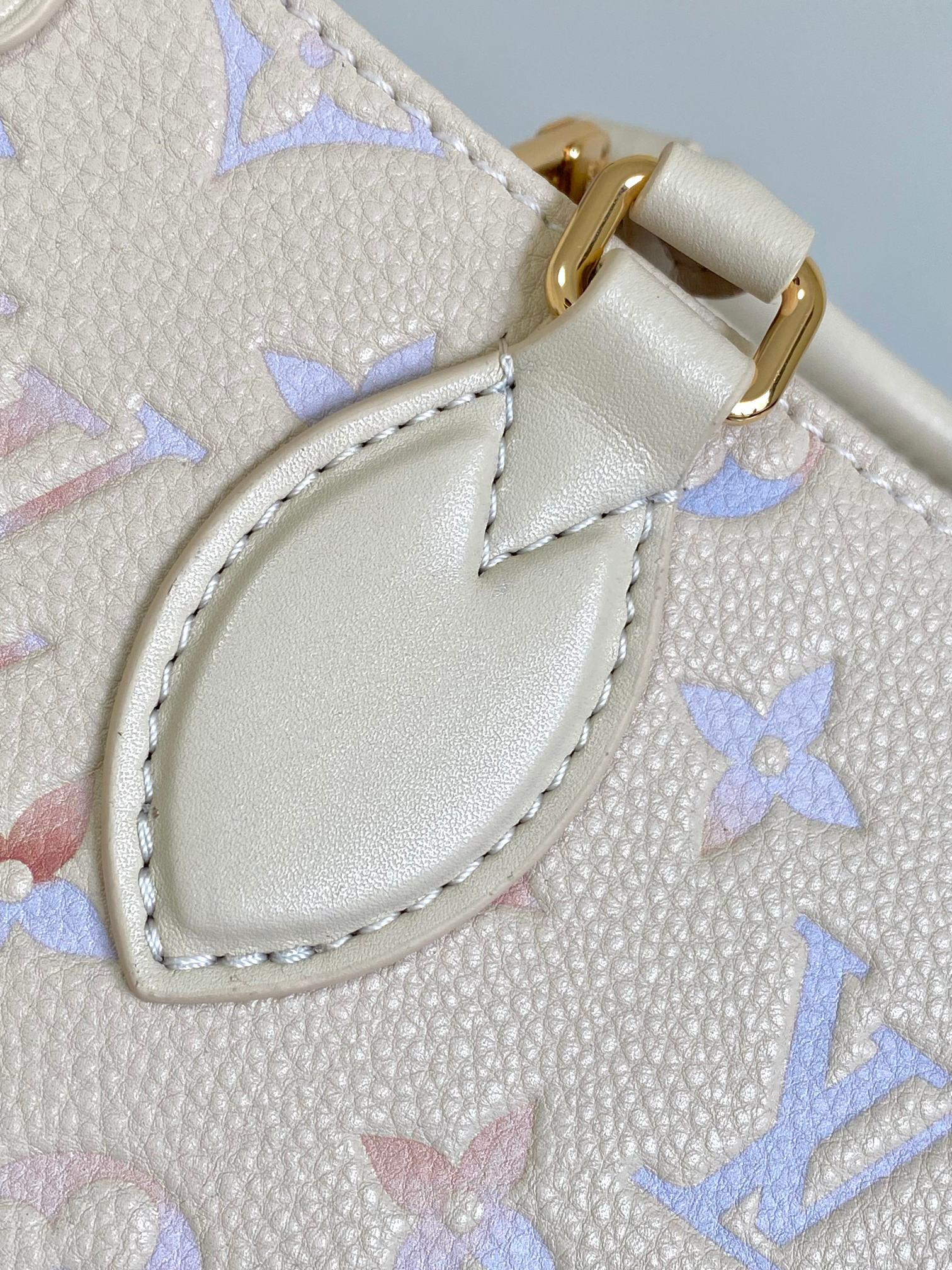 Louis Vuitton OnTheGo Small Crossbody Bag in Monogram Empreinte Leather - Image 5
