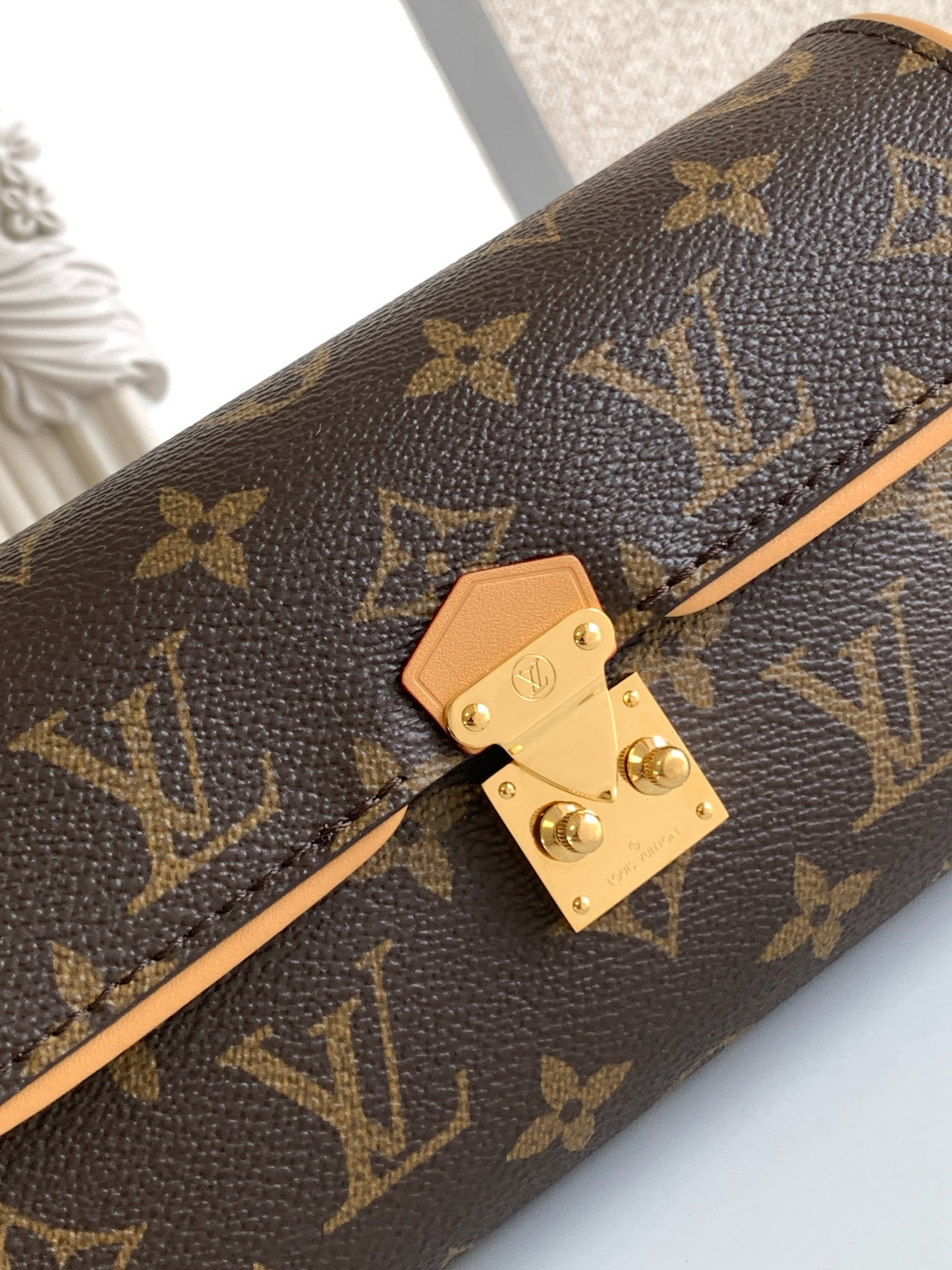 Louis Vuitton Pochette Camille Crossbody Bag - Image 5