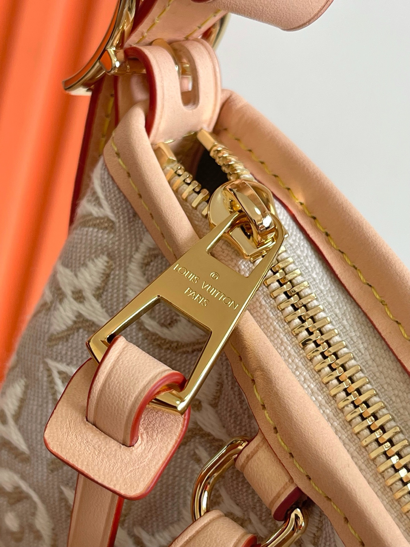 Louis Vuitton CarryAll EastWest Monogram Canvas Shoulder Bag - Image 5