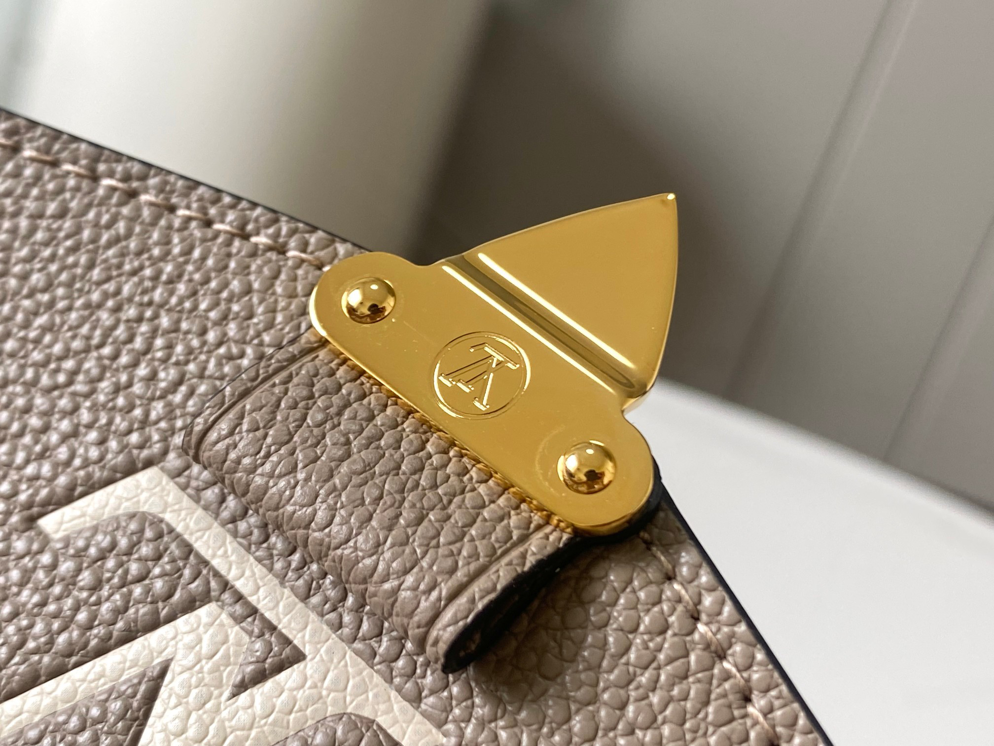Louis Vuitton Pochette Metis East West Crossbody Bag in Monogram Empreinte Leather - Image 5