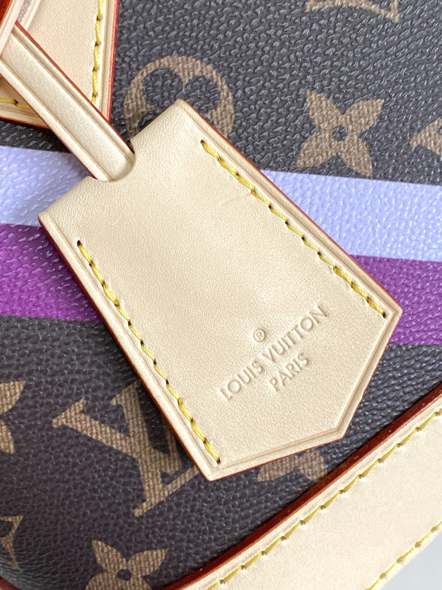 Louis Vuitton Alma BB Monogram Canvas Crossbody Bag - Image 5