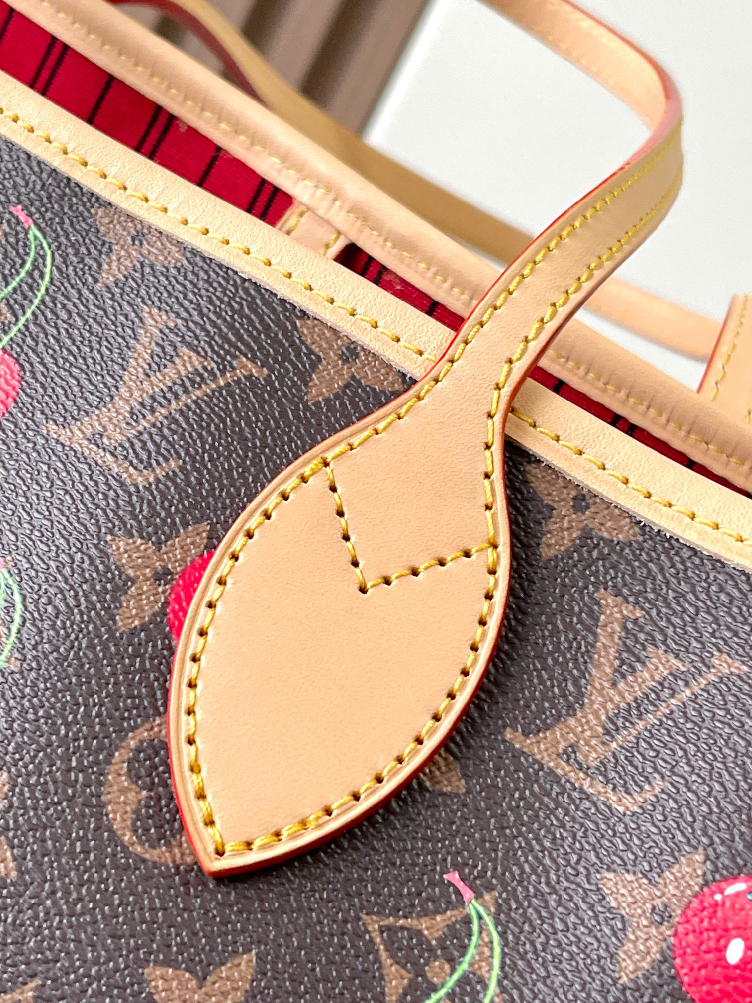 Louis Vuitton Neverfull MM Cherry Monogram Tote Bag - Image 5