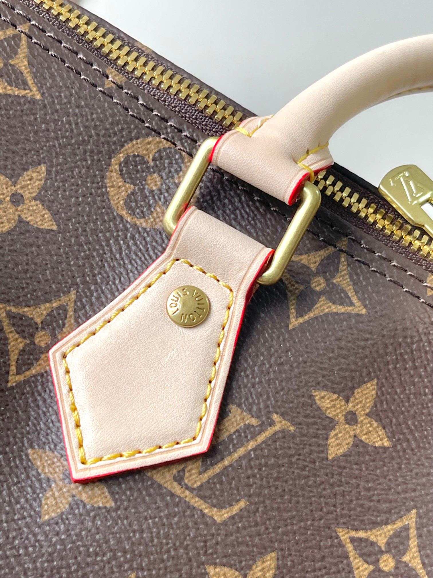 Louis Vuitton Speedy Bandouliere 30 Monogram Canvas Crossbody Bag - Image 5
