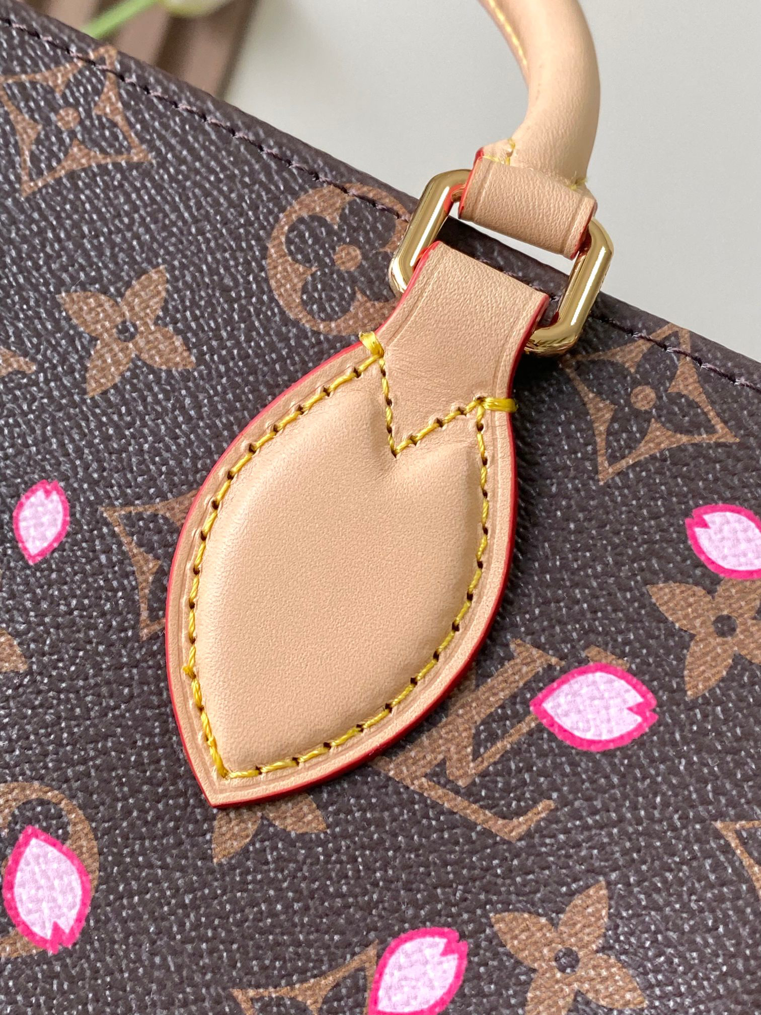 Louis Vuitton x Murakami OnTheGo Small Handbag in Cherry Blossom Monogram Canvas - Image 5