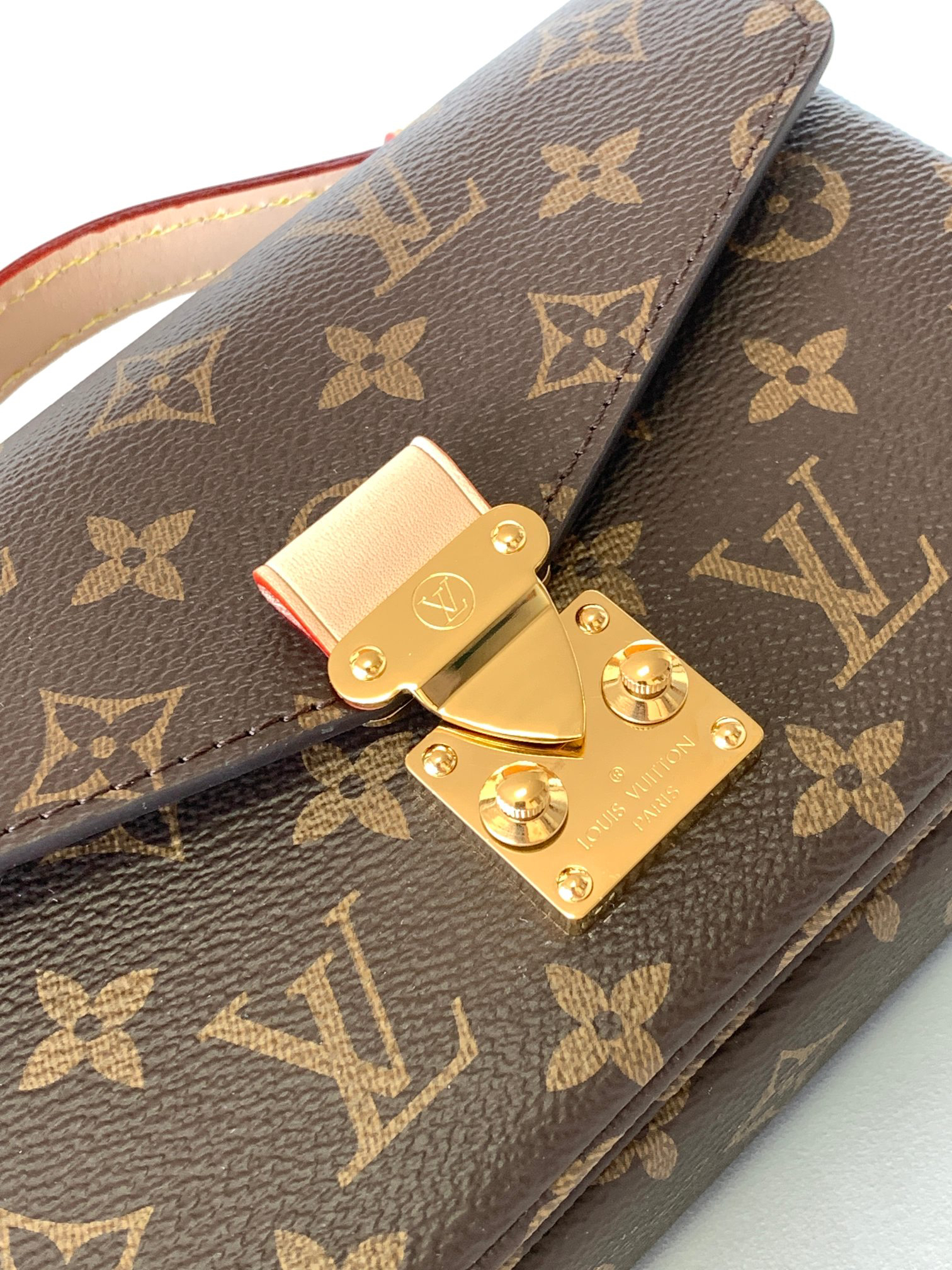 Louis Vuitton East West Métis Messenger Bag M46279 - Image 5