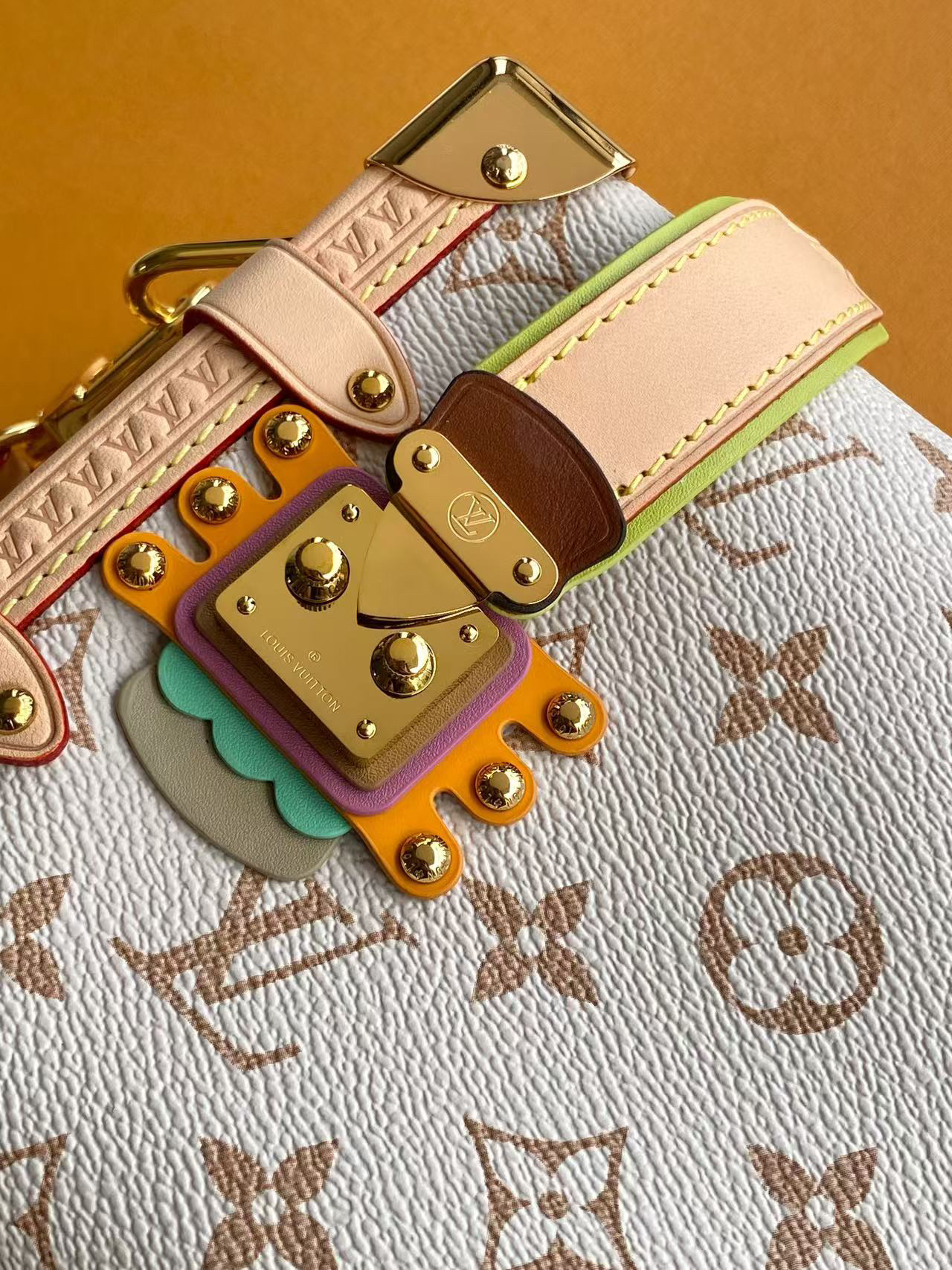 Louis Vuitton Side Trunk MM Handbag in Monogram Dune Canvas - Image 5