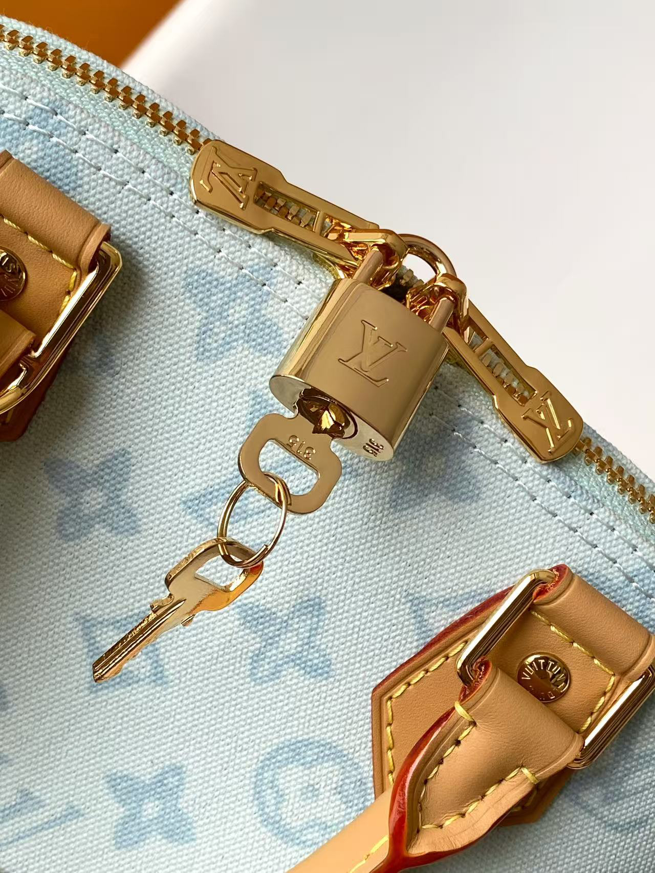 Louis Vuitton Alma BB Monogram Canvas Crossbody Bag - Image 5