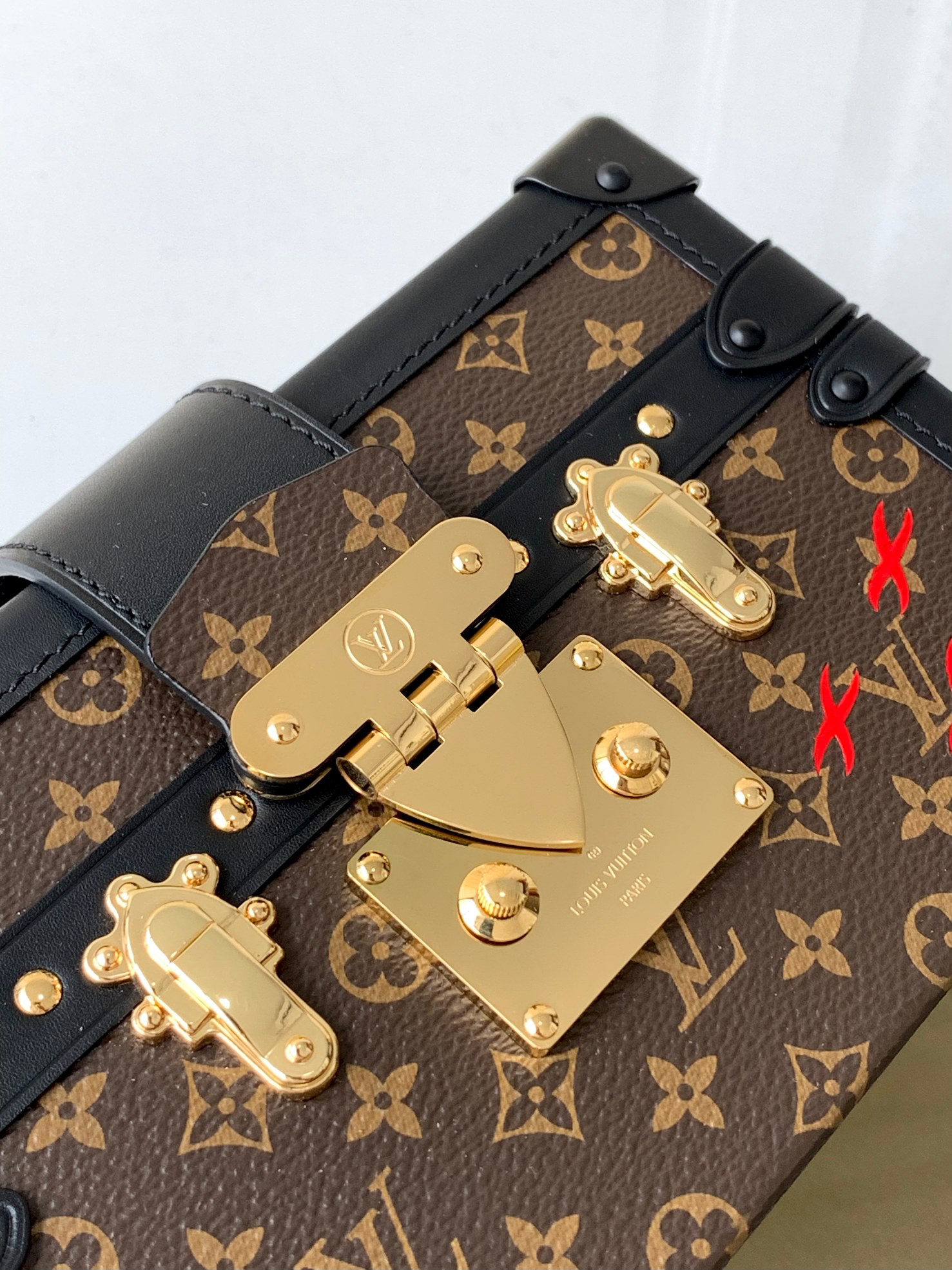 Louis Vuitton Petite Malle Handbag M45943 with Gold-Tone Hardware - Image 5