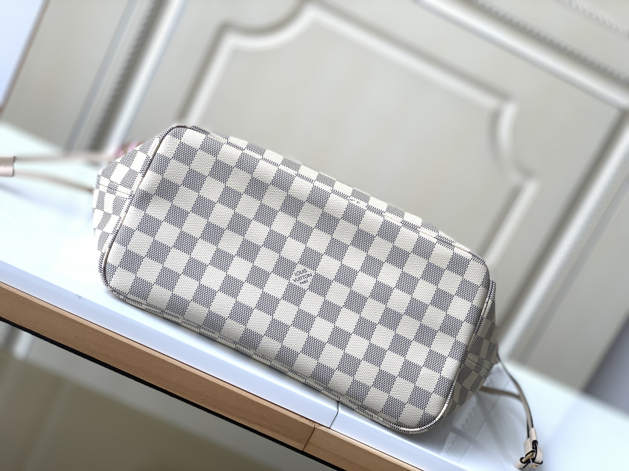 Louis Vuitton Neverfull Classic Tote Bag N45295 - Image 5