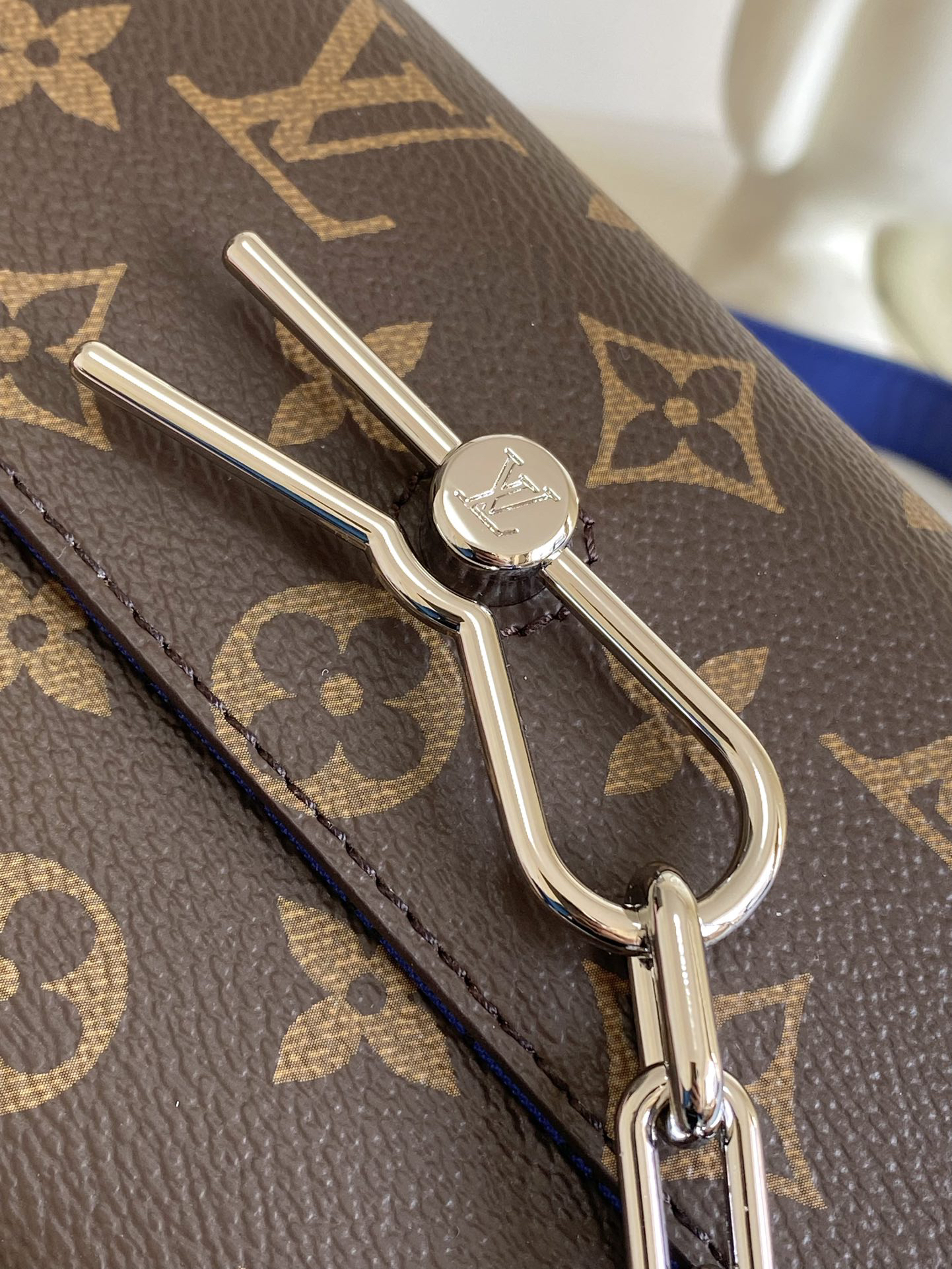 Louis Vuitton Steamer Mini Crossbody Bag in Monogram Eclipse Canvas - Image 5