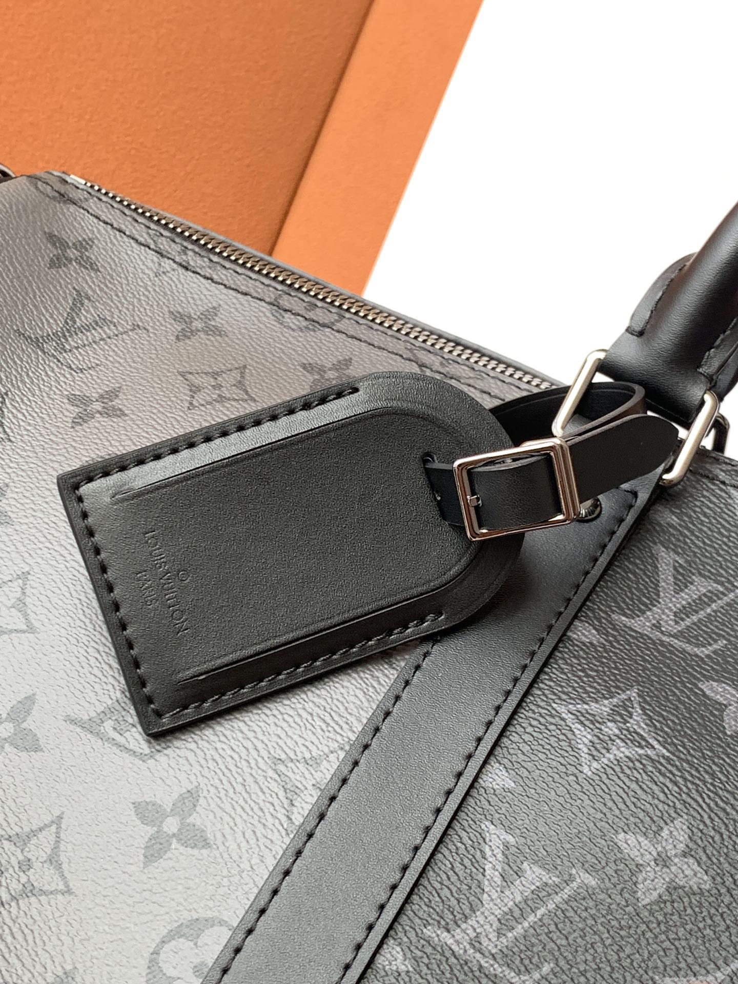 Louis Vuitton Keepall Bandoulière 50 Travel Bag - Image 5