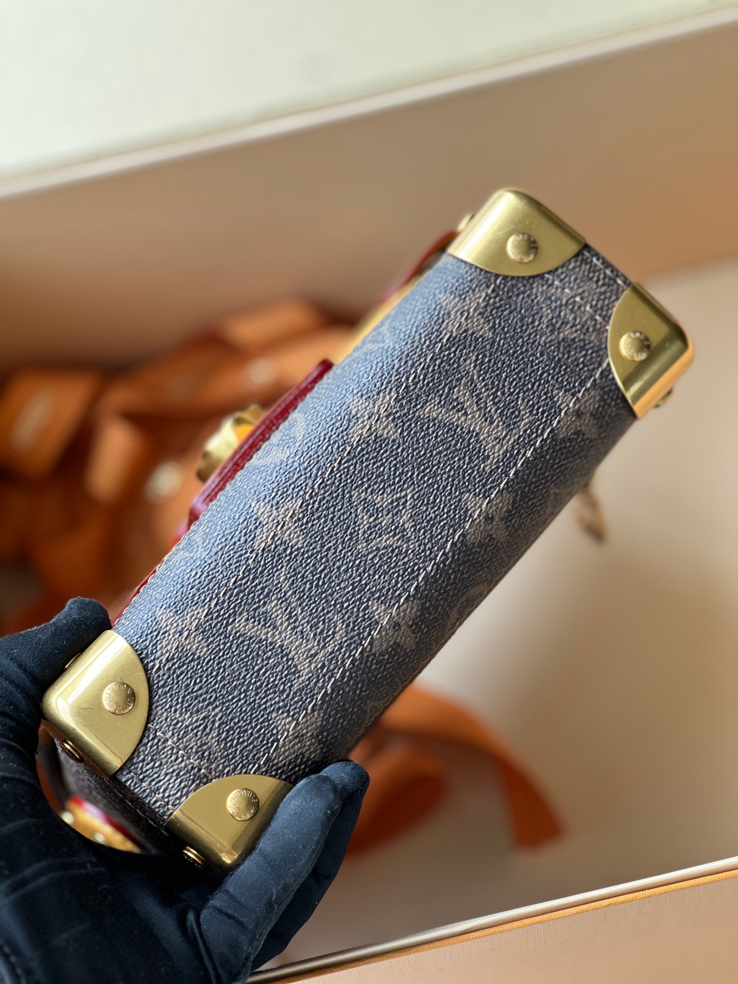 Louis Vuitton Soul Trunk Crossbody Bag M11535 - Image 5