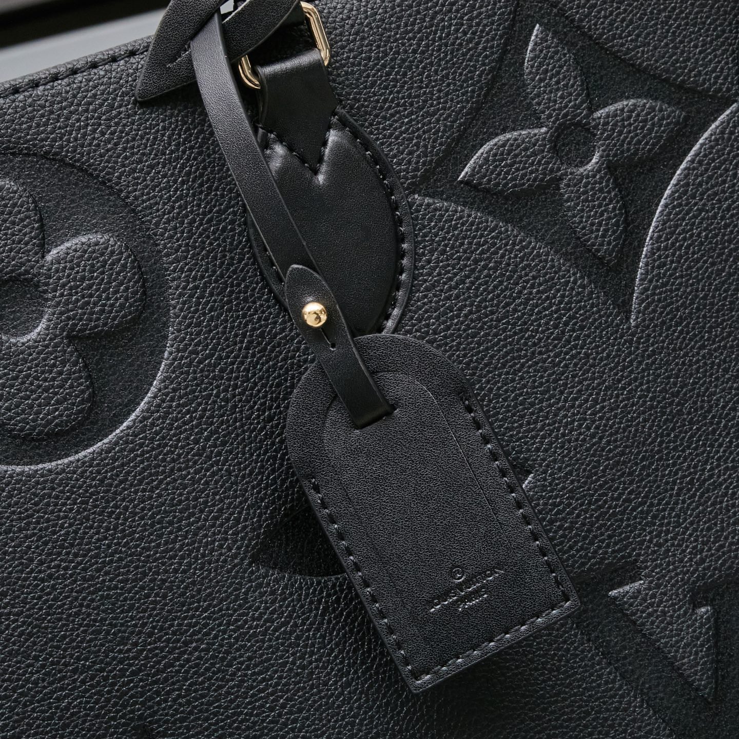 Louis Vuitton OnTheGo Large Tote Bag - Image 5