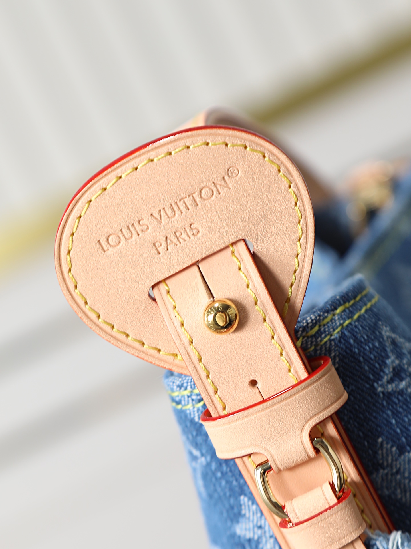 Louis Vuitton M28107 Denim Bucket Bag - Image 5