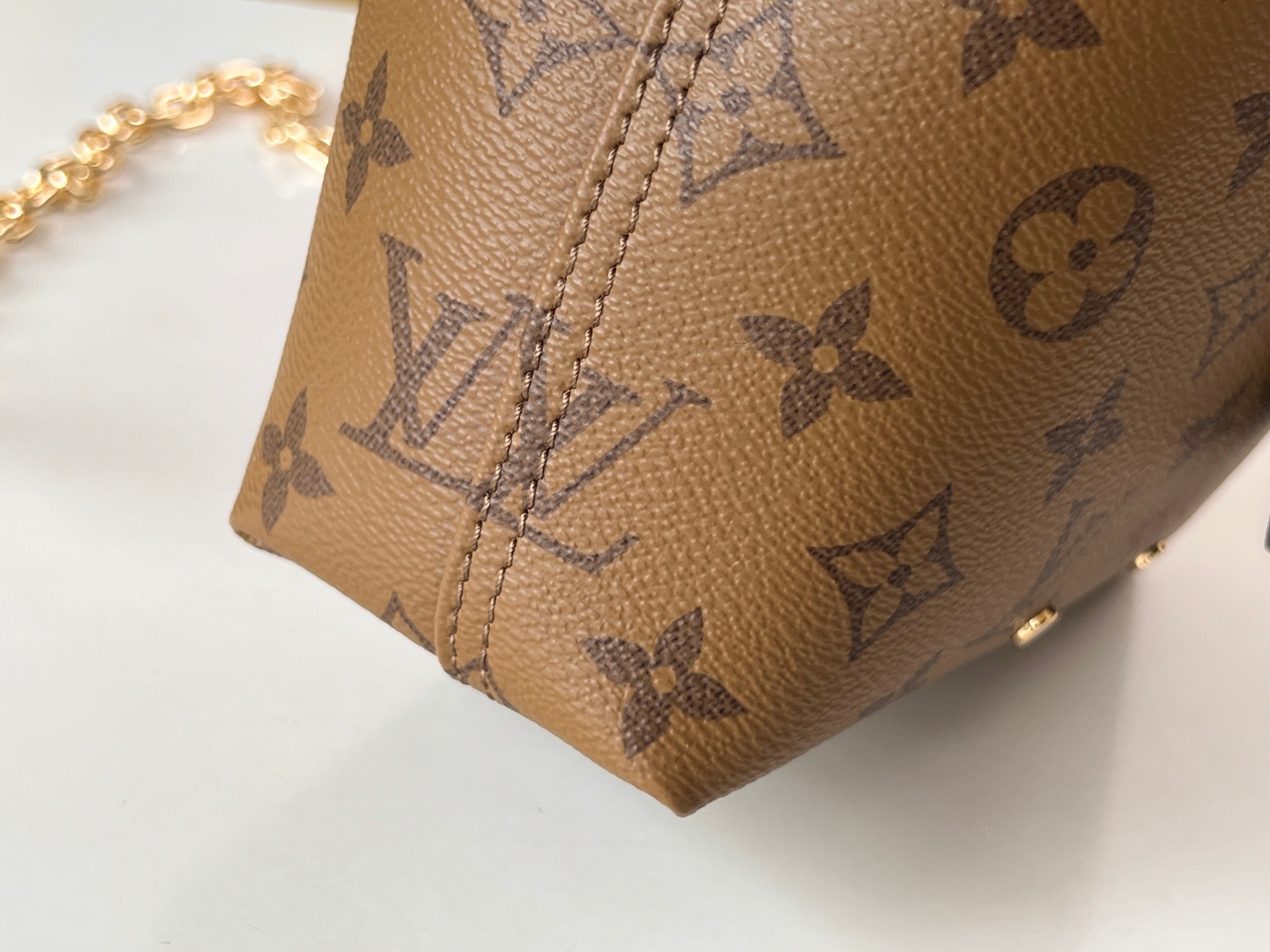 Louis Vuitton Atlantis BB Handbag M46816 in Monogram Reverse Canvas - Image 5