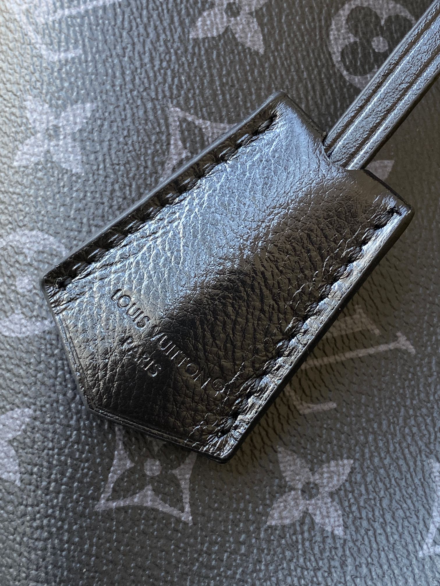 Louis Vuitton Speedy Soft 30 Handbag in Monogram Eclipse Canvas - Image 5