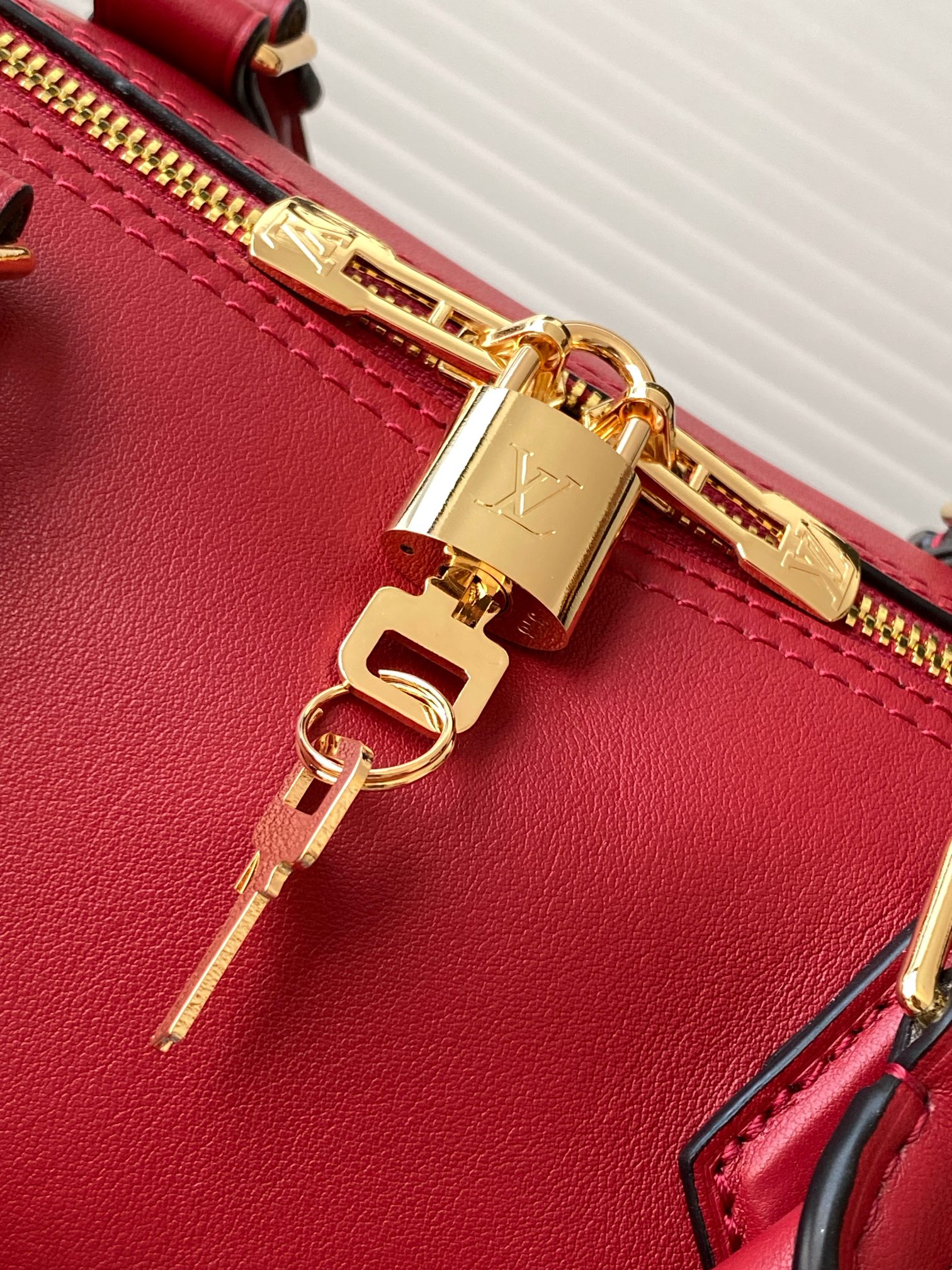 Louis Vuitton Speedy Soft 30 Red Handbag - Image 5