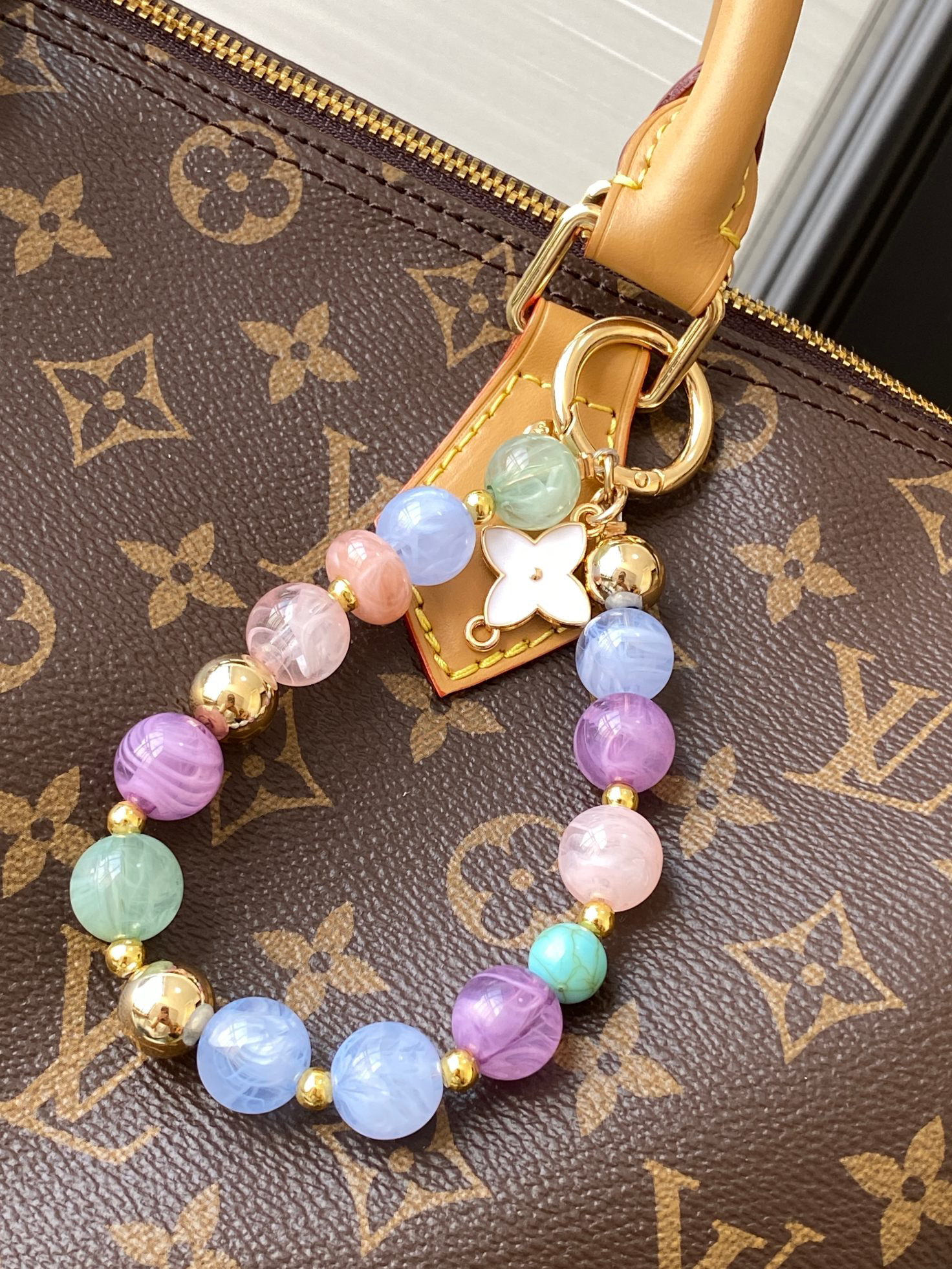 Speedy Soft 30 Lucky Handbag - Image 5