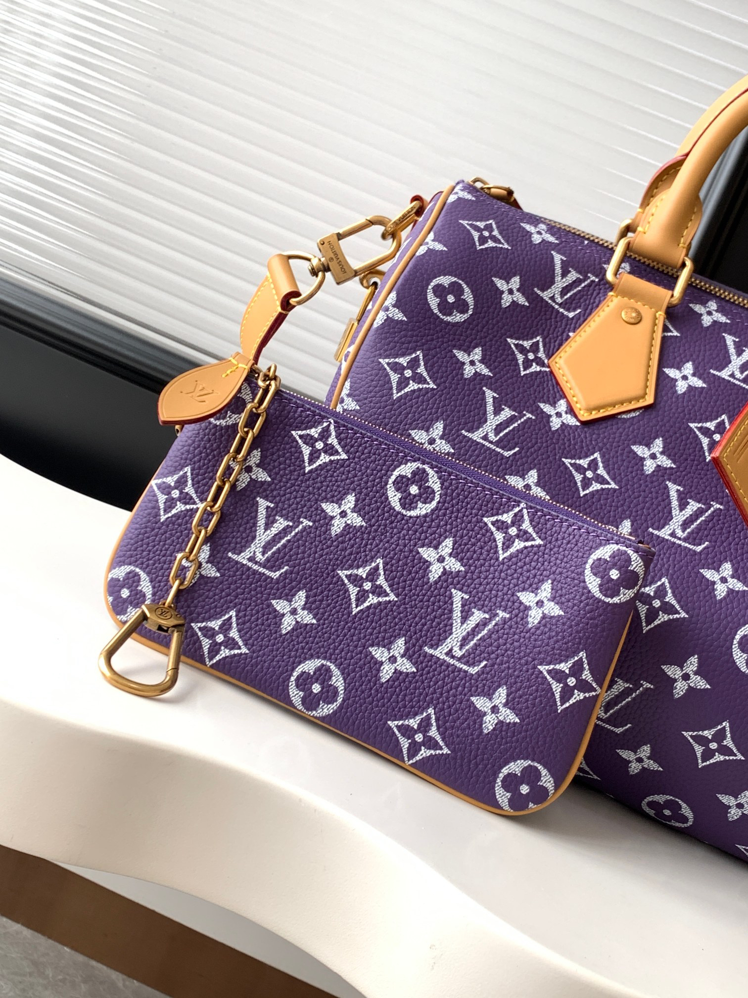 Louis Vuitton Speedy P9 Bandouliere 30 Leather Handbag - Image 5