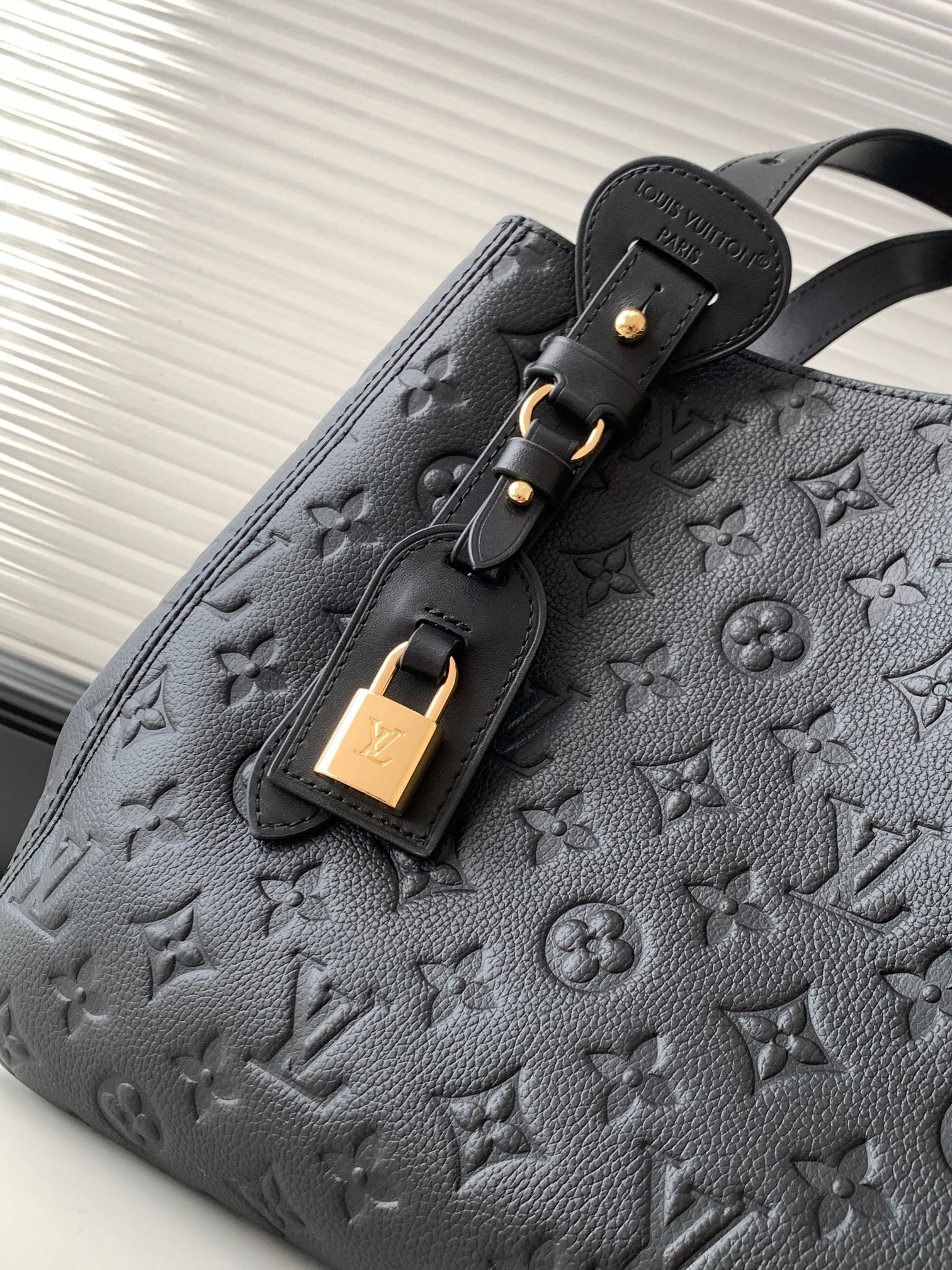 Louis Vuitton Monogram Empreinte All-In Hobo Tote Bag - Image 5