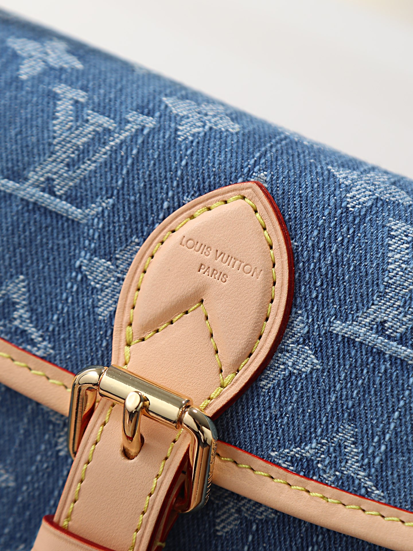 Saint Laurent Nano Diane Mini Handbag in Blue Denim - Image 5