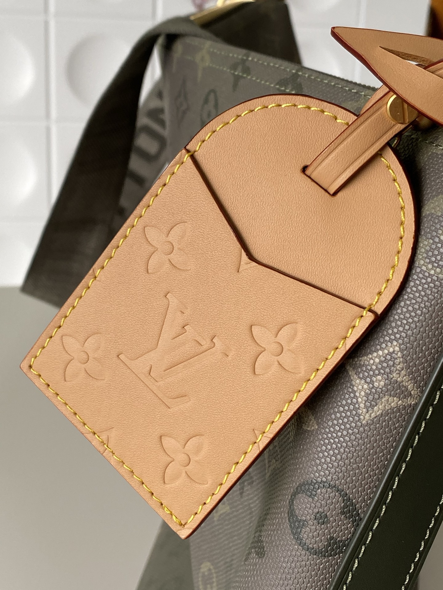 Louis Vuitton Metis Handbag M27181 Green Monogram Canvas - Image 5