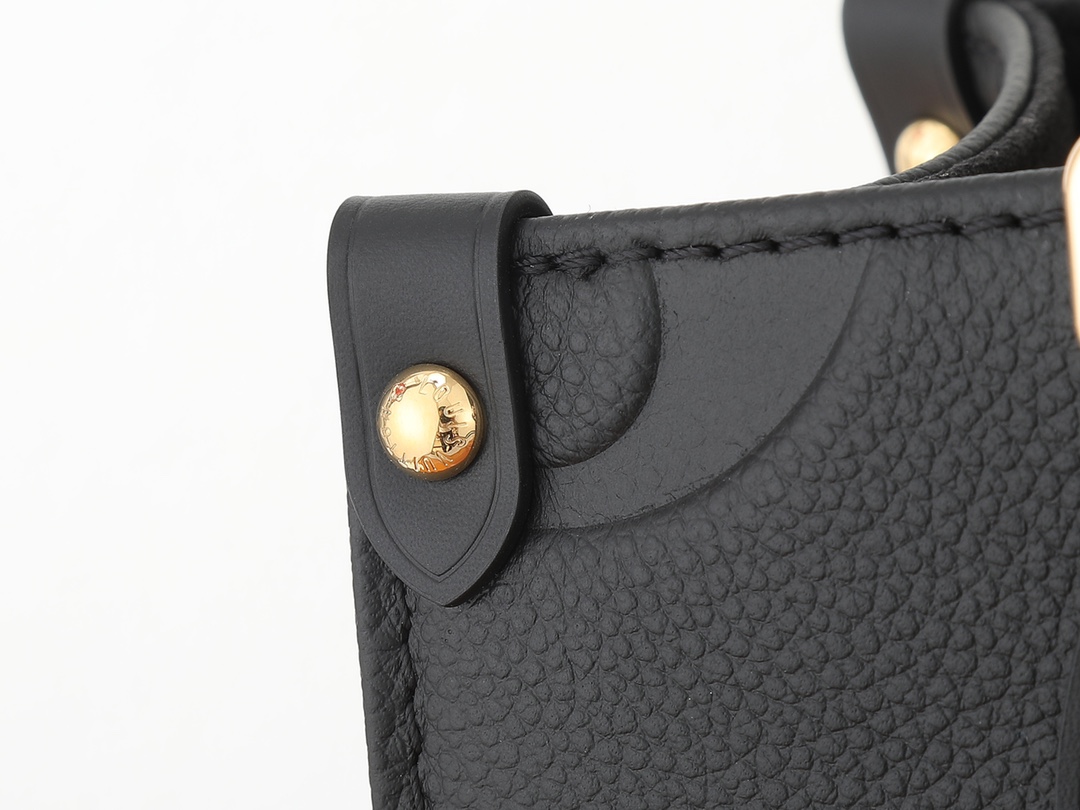 Louis Vuitton Onthego Small Tote Bag - Image 5