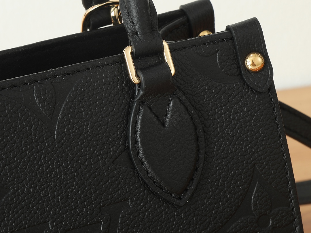 Louis Vuitton OnTheGo BB Monogram Empreinte Leather Crossbody Bag - Image 5
