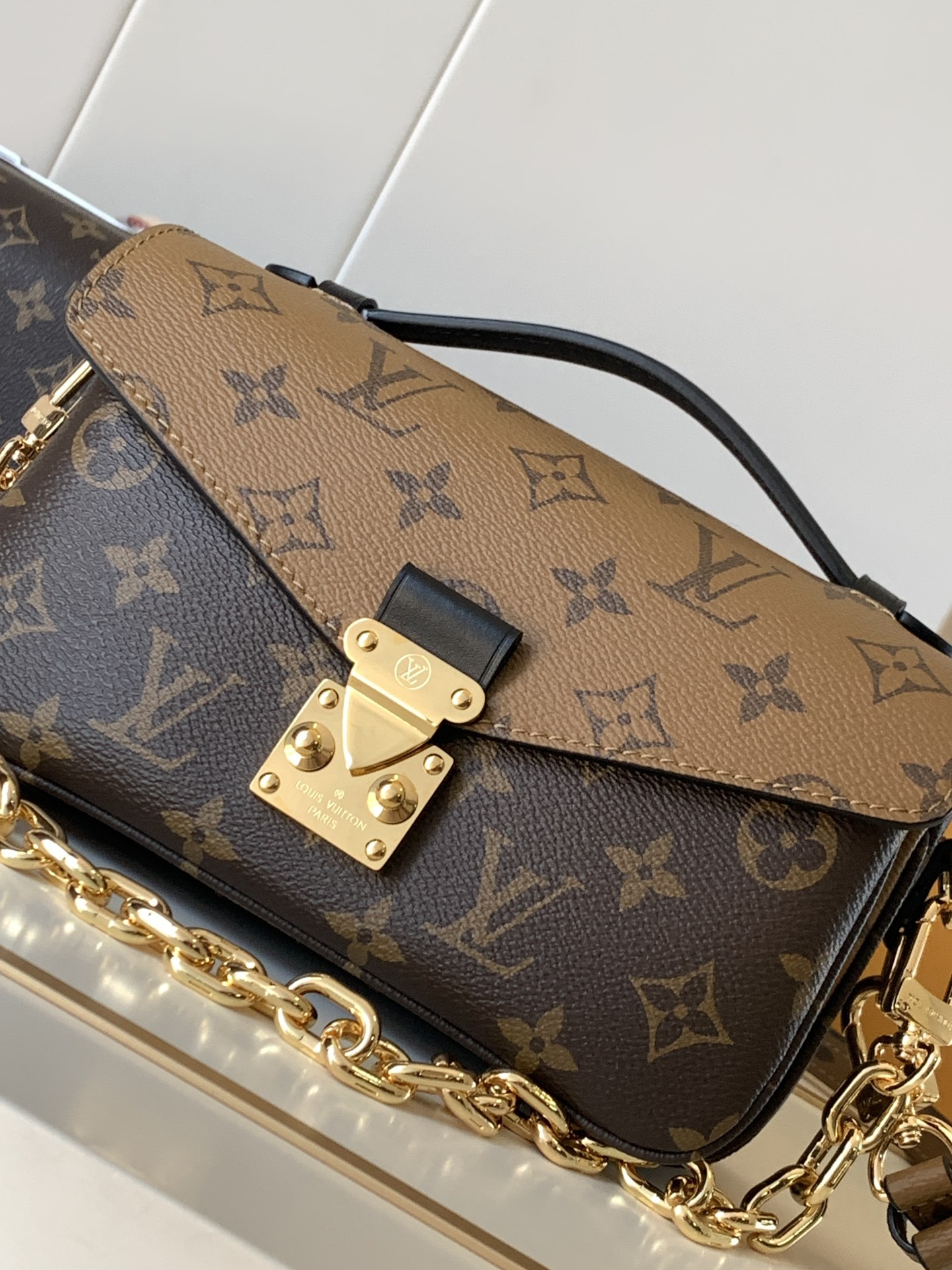Louis Vuitton Pochette Metis East West Monogram Shoulder Bag - Image 5