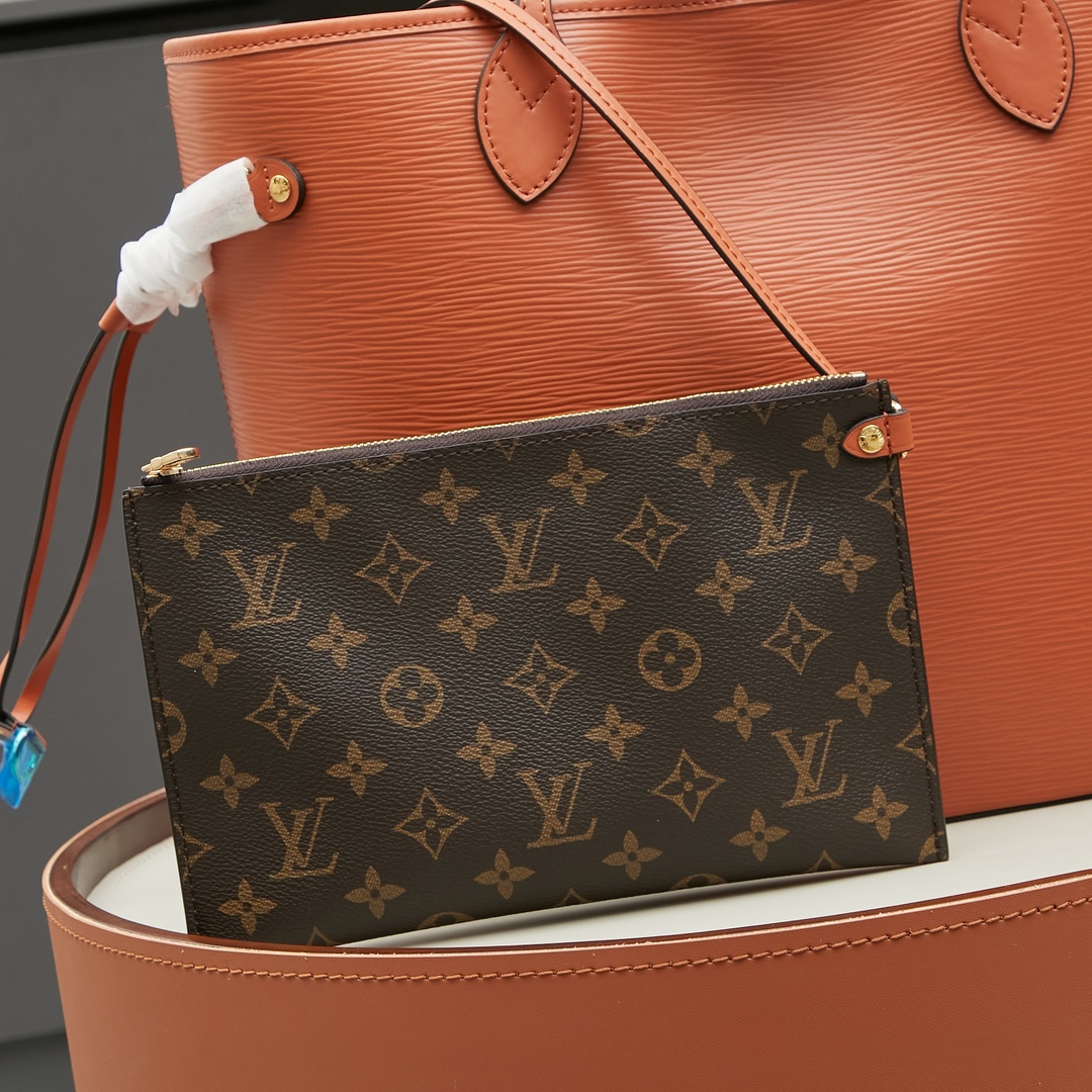 Louis Vuitton Neverfull MM Epi Leather Tote Bag Black - Image 5