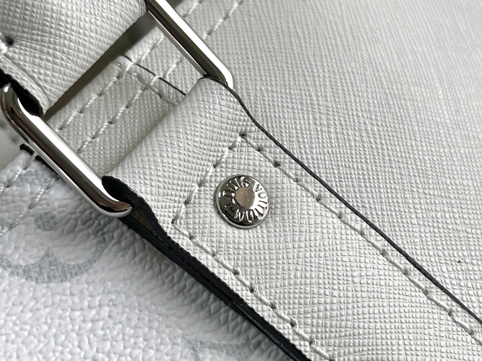 Louis Vuitton Taigarama Keepall Travel Bag - Image 5