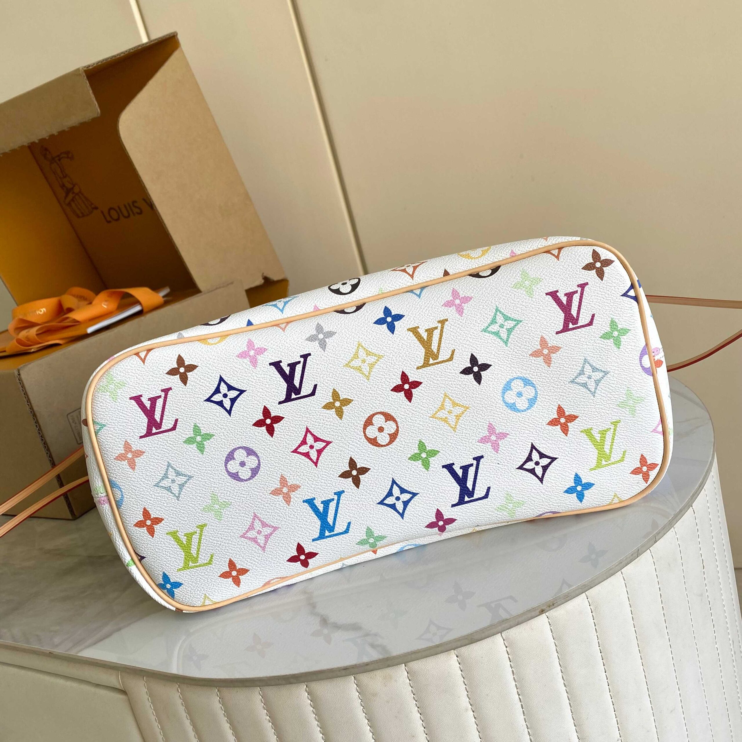 Louis Vuitton x Takashi Murakami Neverfull Medium Tote Bag - Image 5