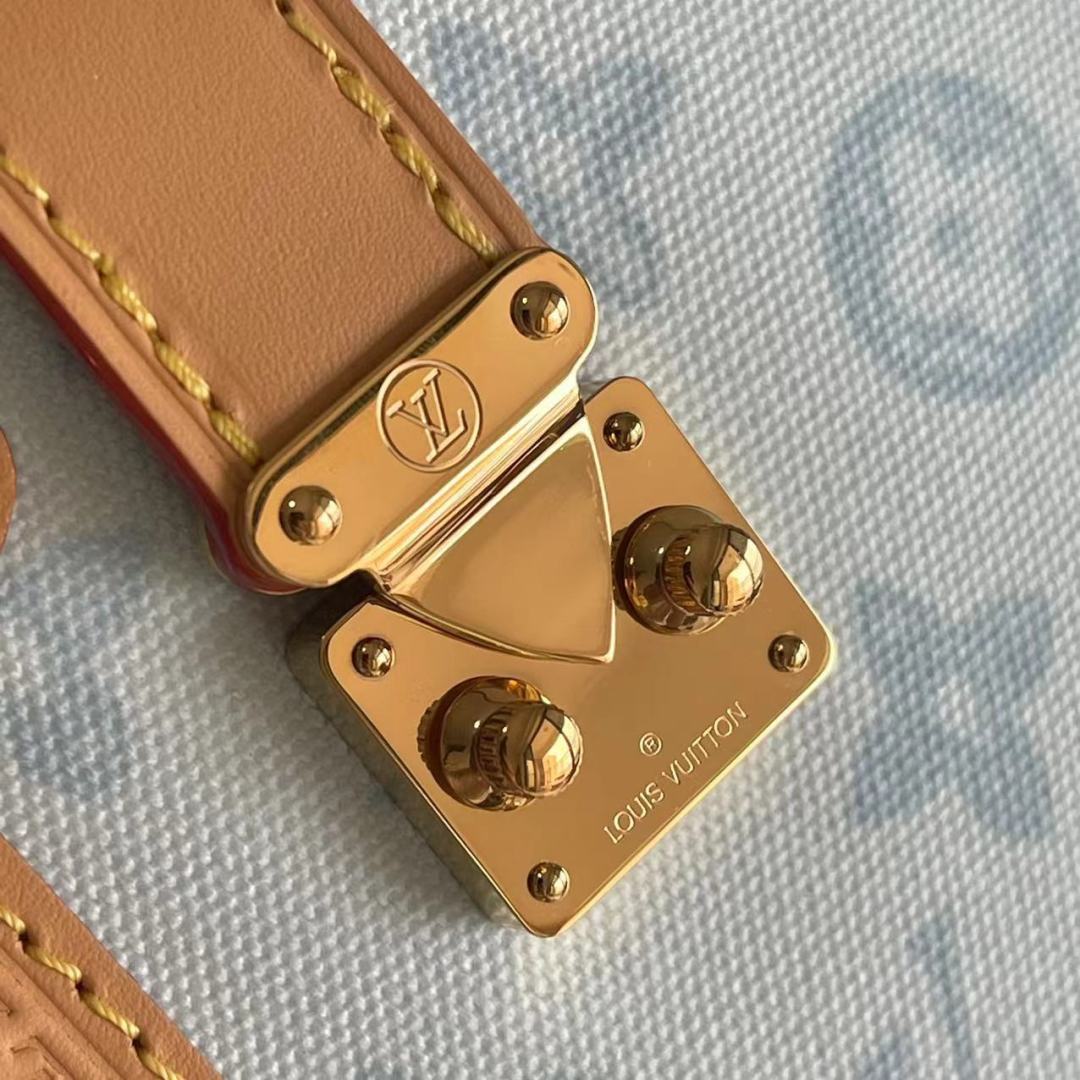 Louis Vuitton Side Trunk Medium Handbag - Image 5