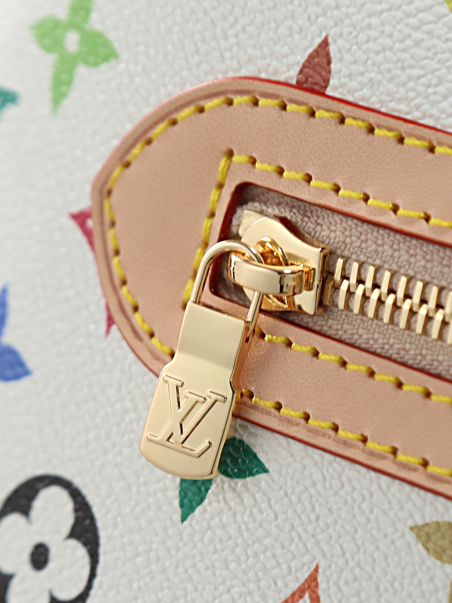 Louis Vuitton Lineup Monogram Crossbody Bag M27582 - Image 5