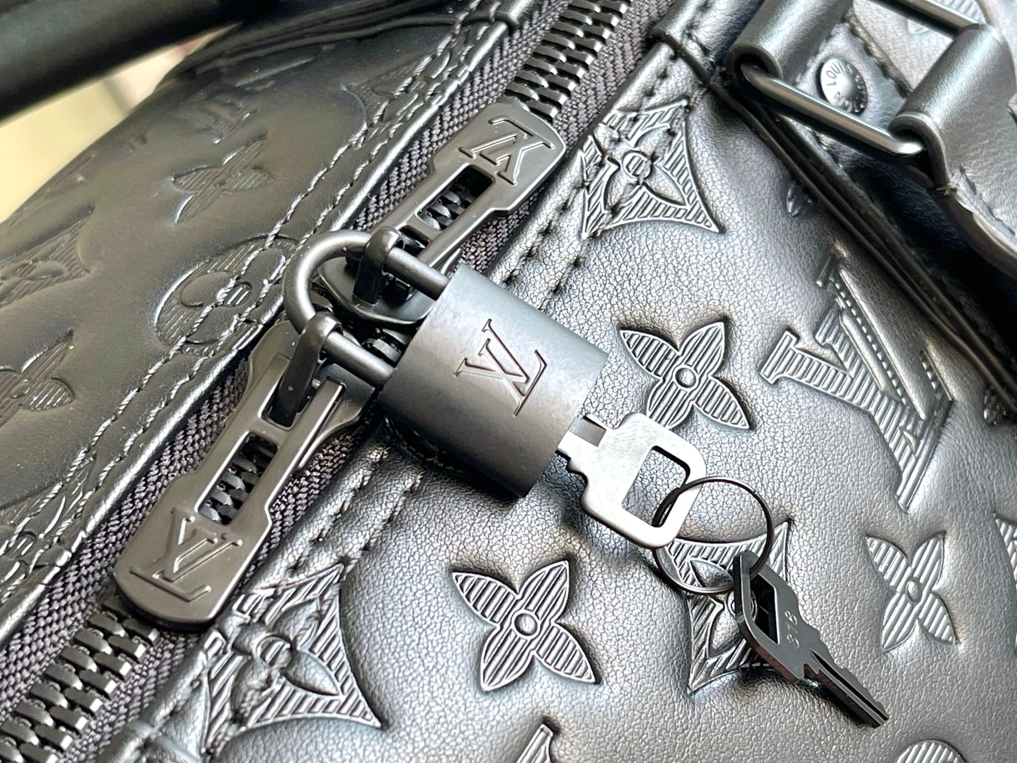Louis Vuitton Keepall Bandouliere 50 Travel Bag - Image 5