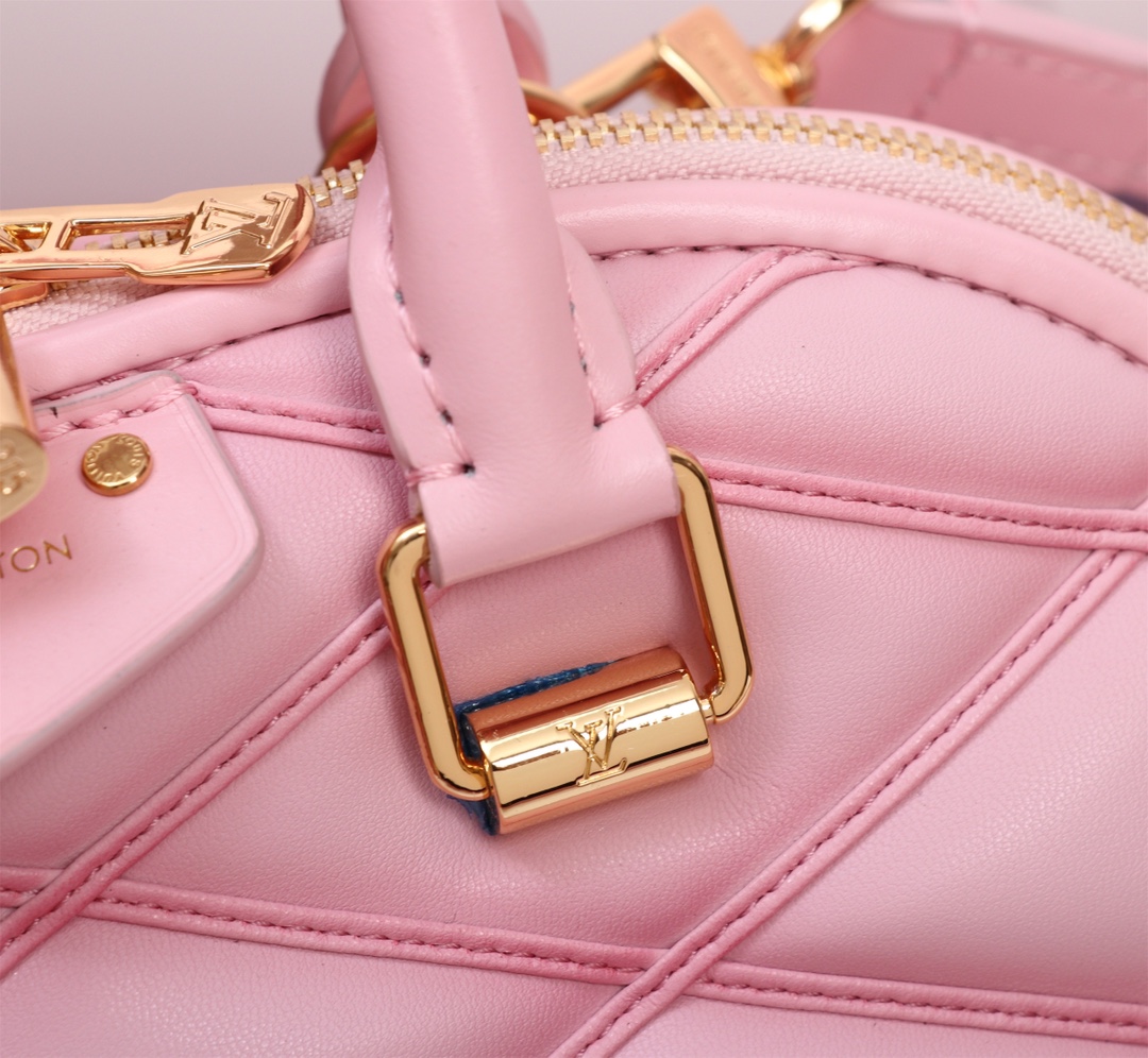 Louis Vuitton Alma BB Handbag - Image 5