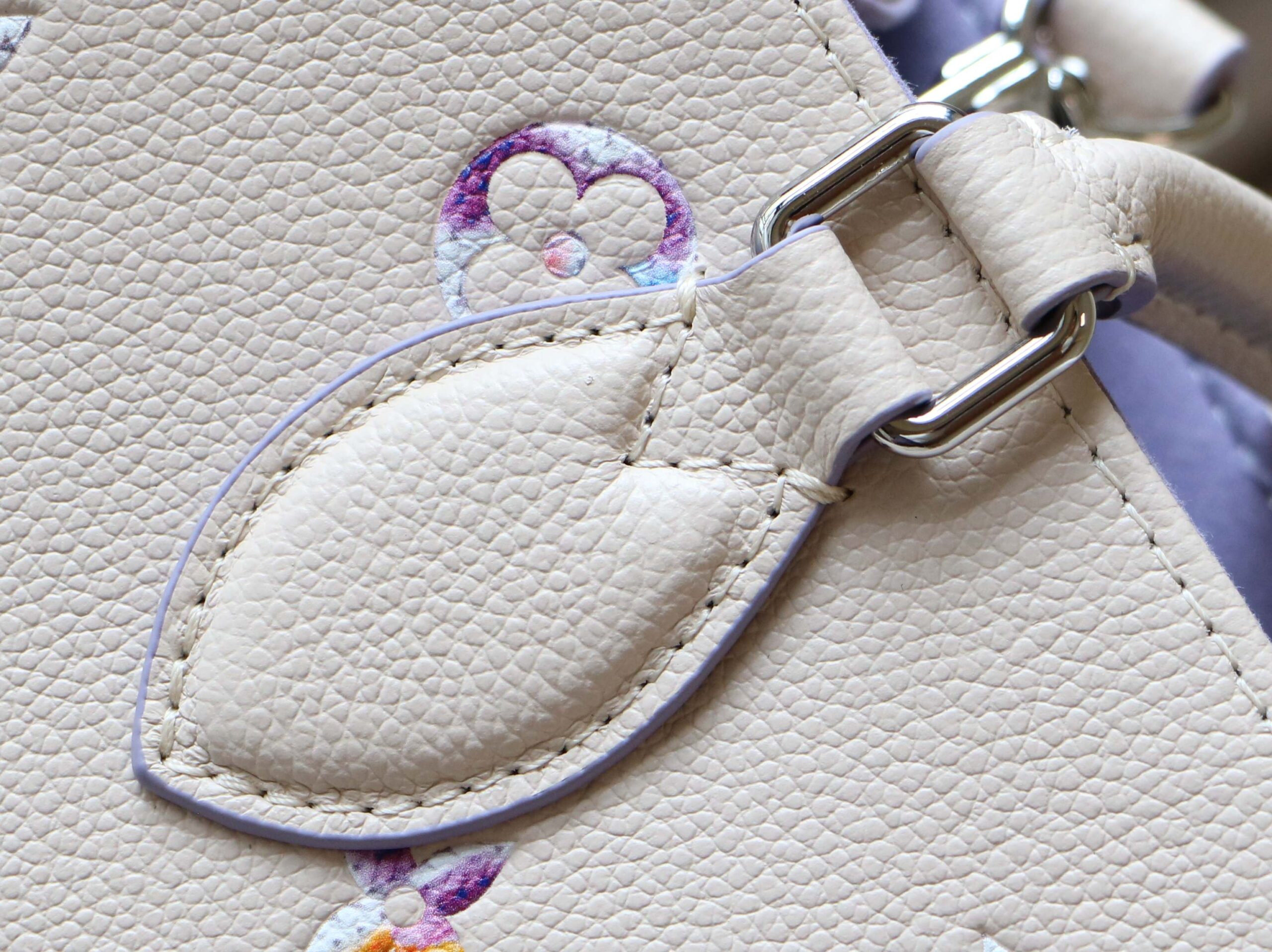 Louis Vuitton OnTheGo Small Handbag - Image 5