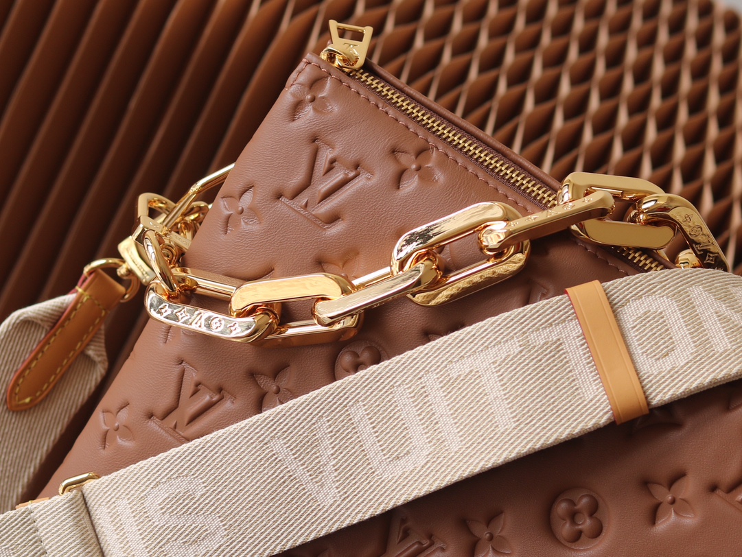 Louis Vuitton Coussin PM Shoulder Bag - Image 5