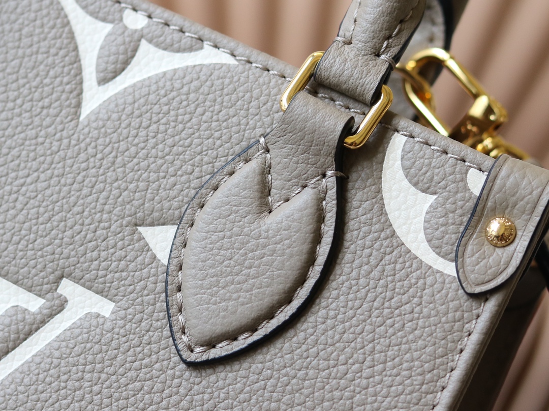 Louis Vuitton OnTheGo BB Handbag in Monogram Empreinte Leather - Image 5