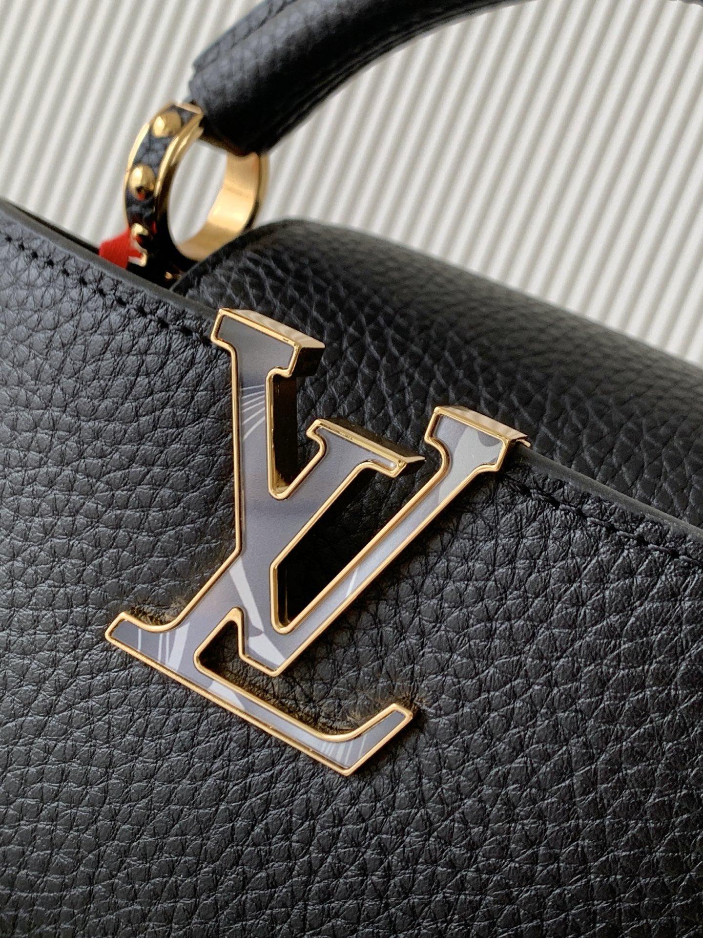 Louis Vuitton Capucines BB Handbag - Image 5