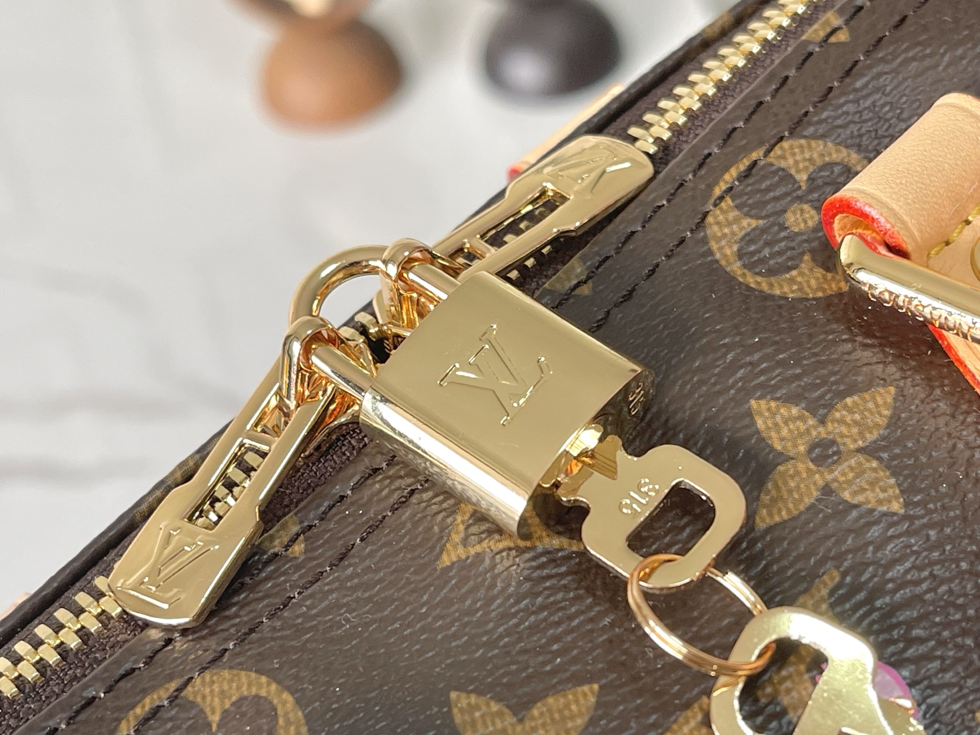 Louis Vuitton x Takashi Murakami Speedy Bandoulière 25 Handbag, Cherry Blossom Monogram, M14174 - Image 5