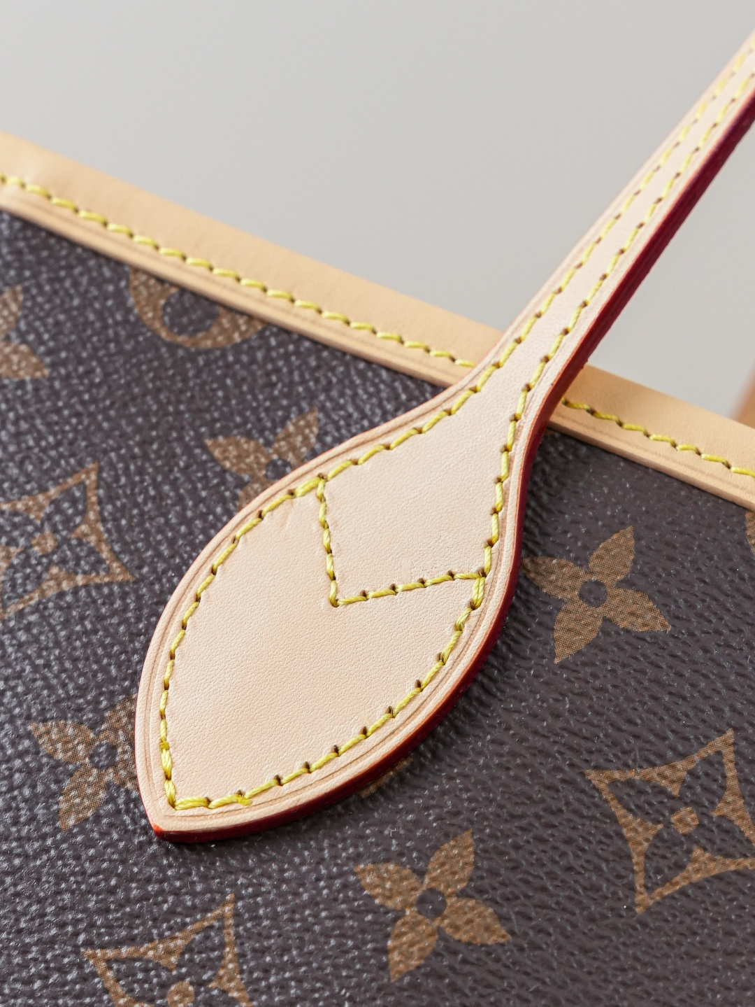 Louis Vuitton Neverfull Large Tote Bag M50365 in Monogram Canvas - Image 5