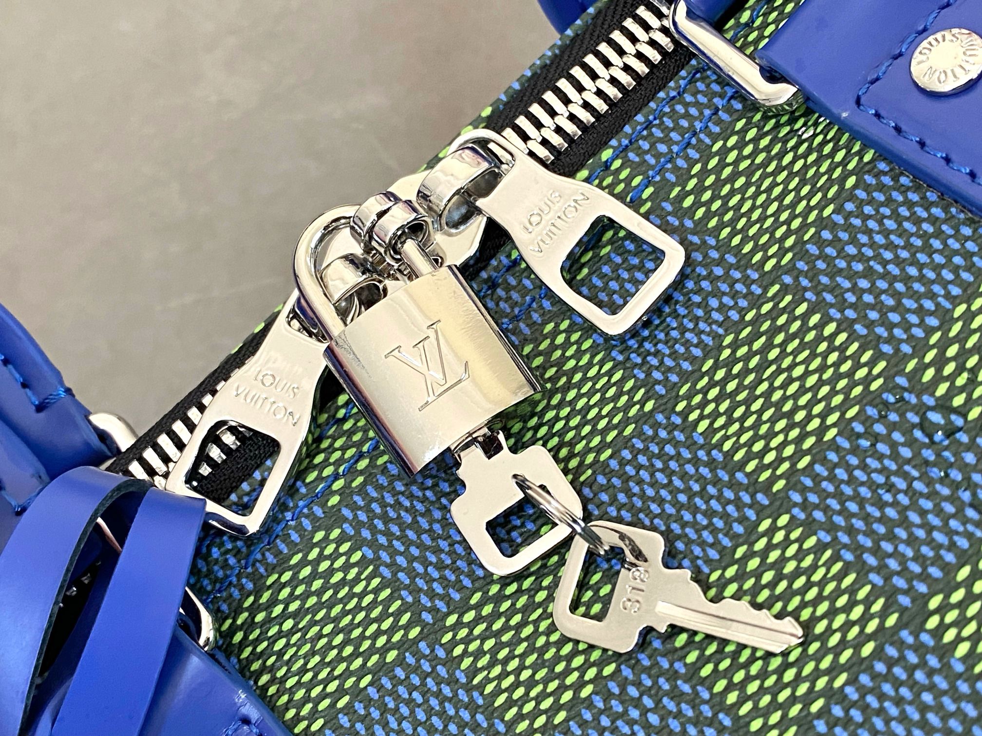 Louis Vuitton Keepall 45 Damier Graphite Travel Bag - Image 5