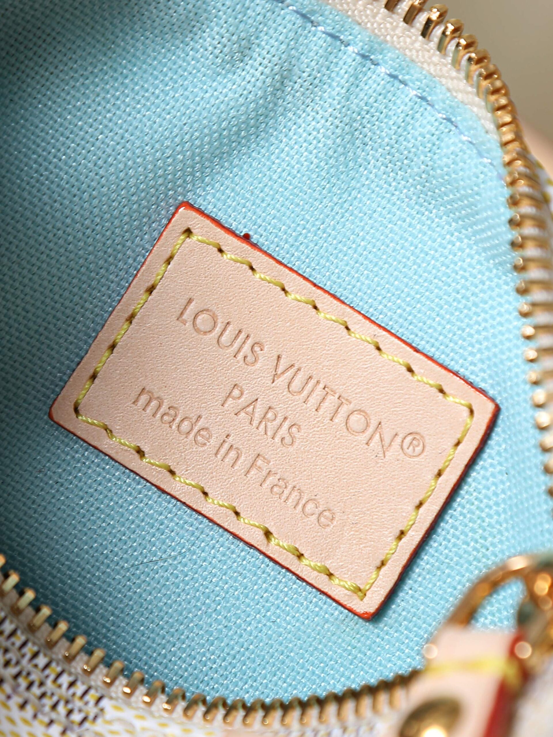 Louis Vuitton Nano Speedy Handbag in Damier Azur Canvas - Image 5
